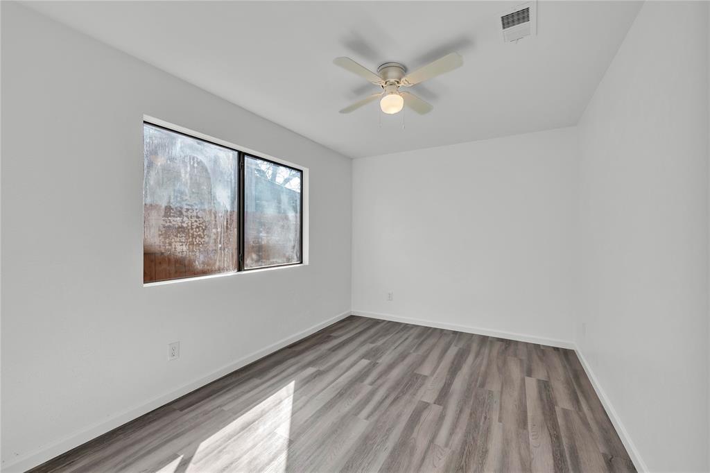 1800 Tamra Ct Property Photo 15