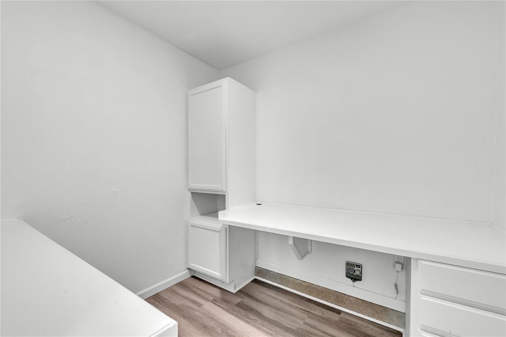 1800 Tamra Ct Property Photo 17