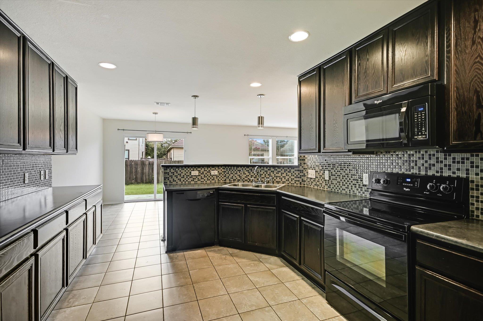 6516 Alum Rock Cv Property Photo 8