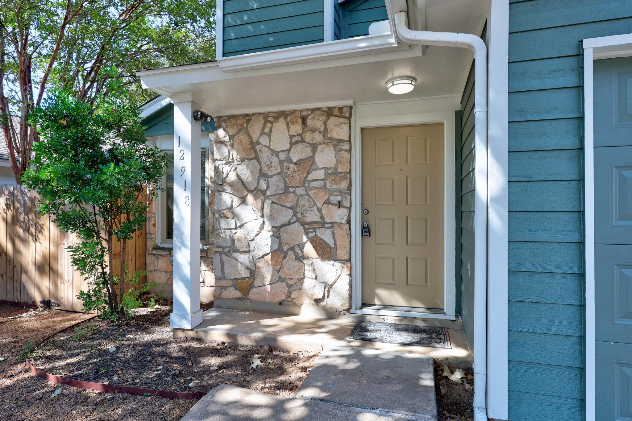 12918 Lazyfield Trl Property Photo 4