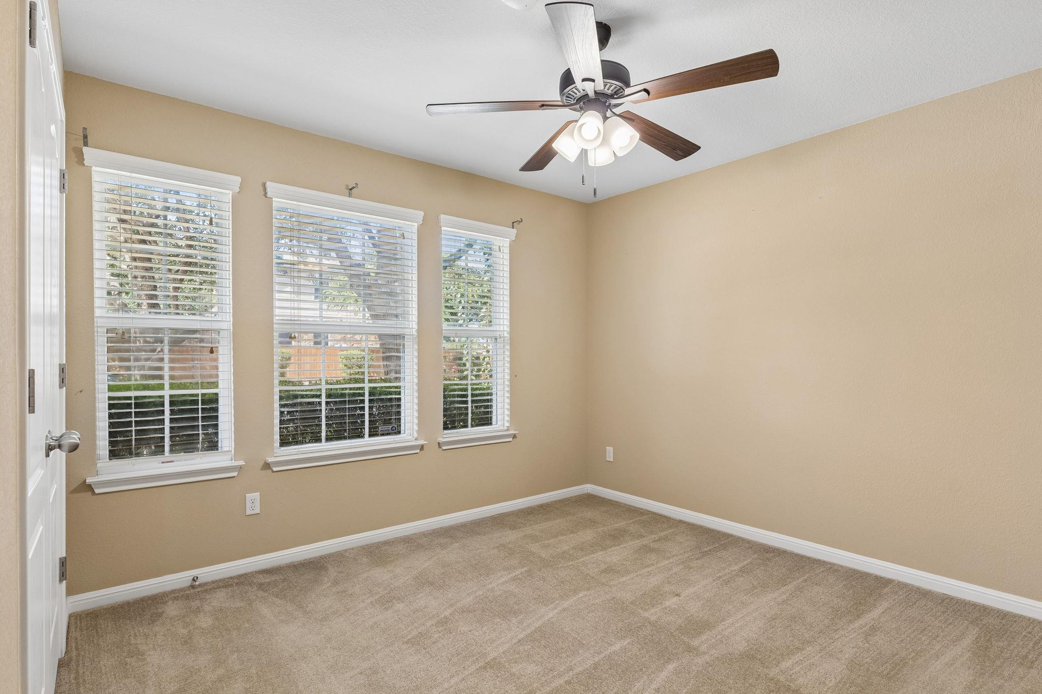 1729 Hidden Springs Path Property Photo 5