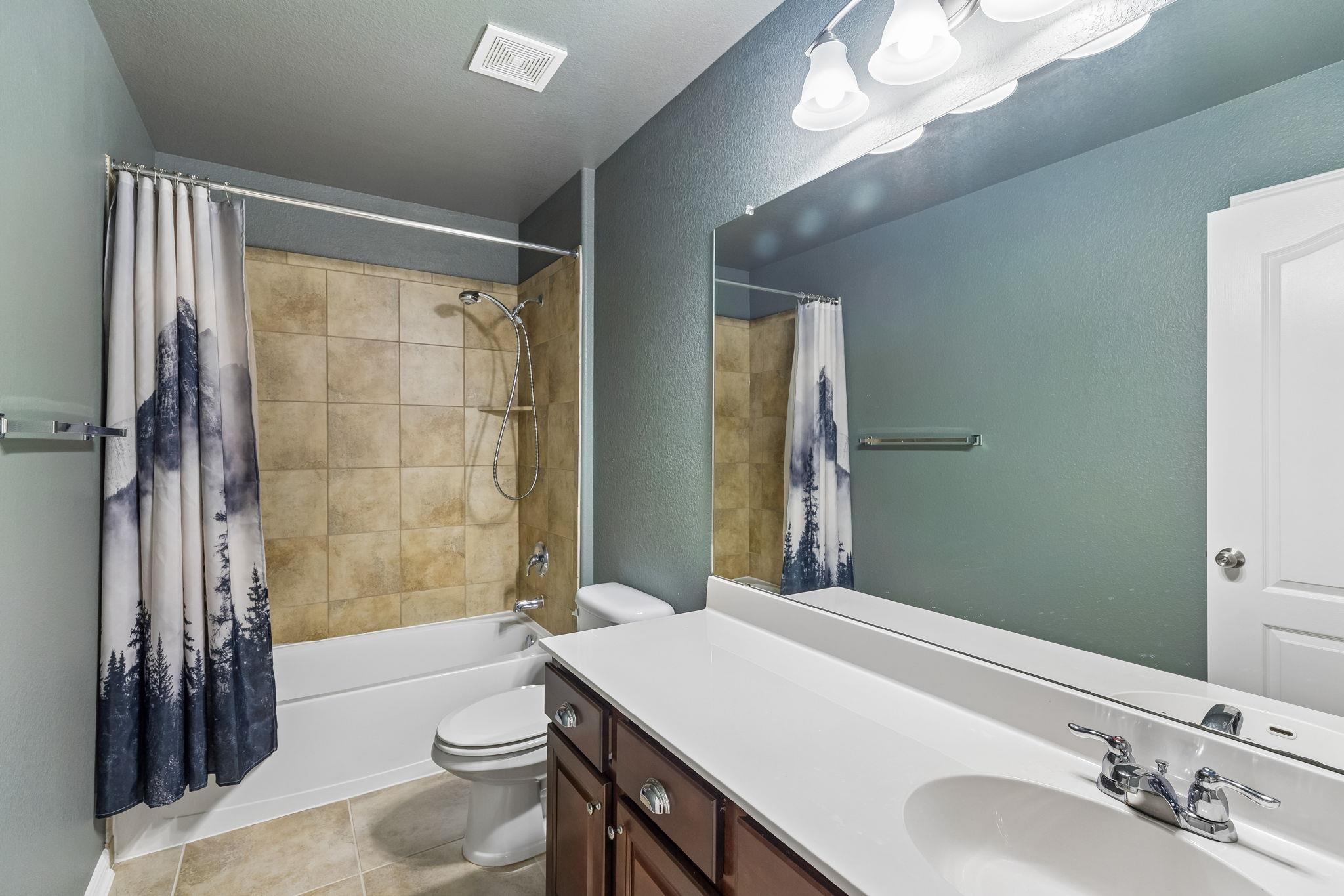 1729 Hidden Springs Path Property Photo 6