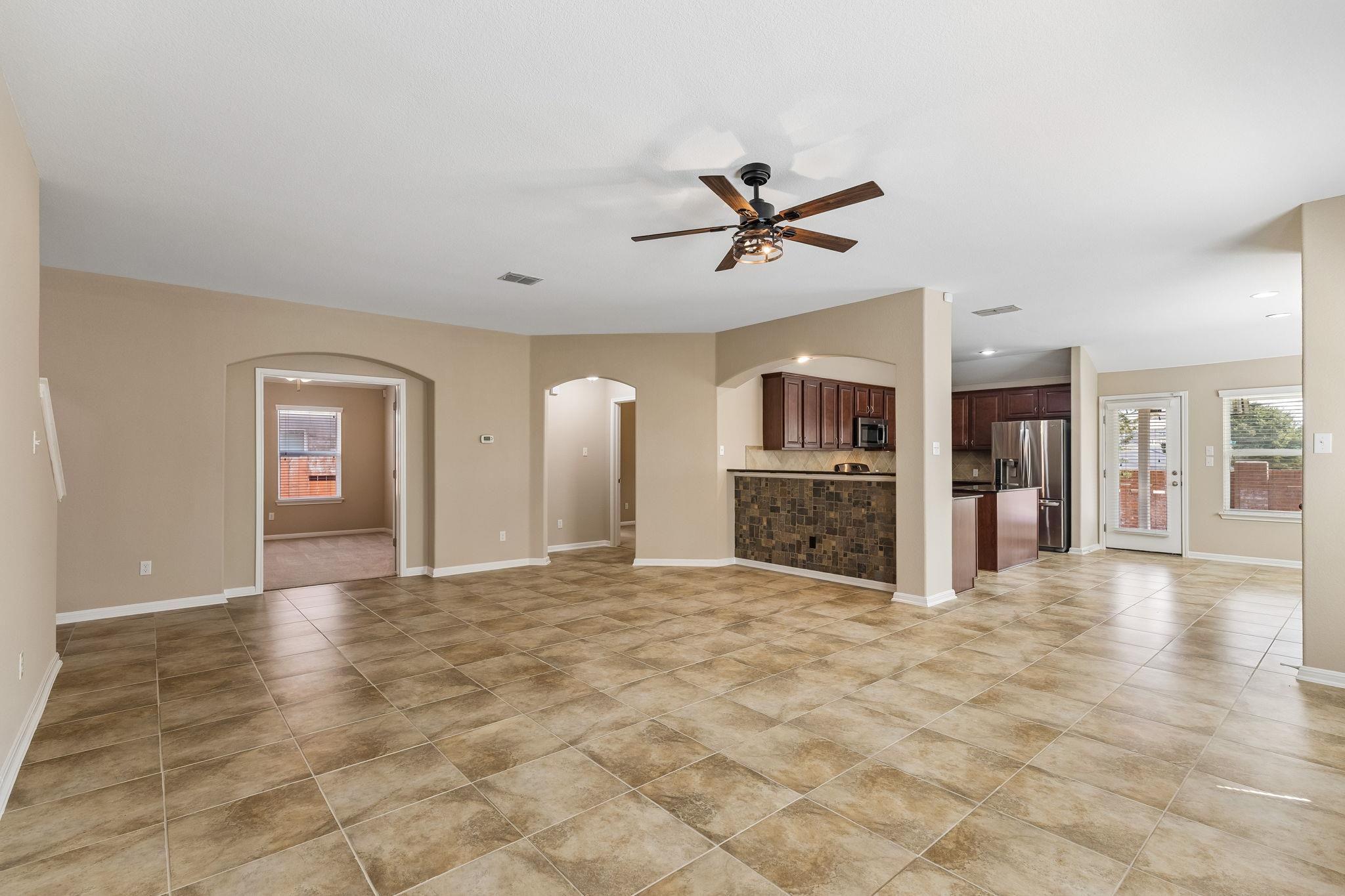 1729 Hidden Springs Path Property Photo 11