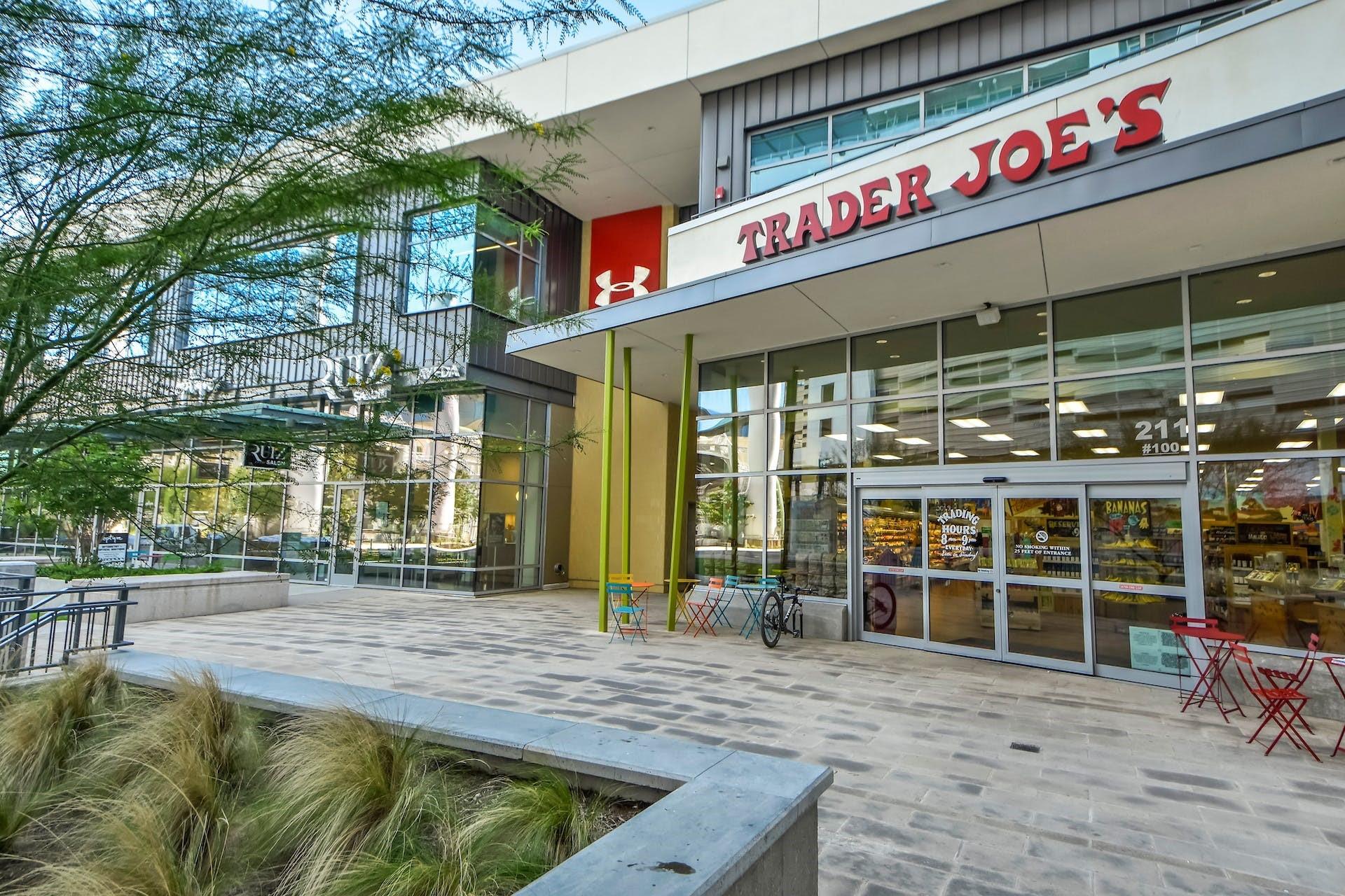 222 West Ave #1911 Property Photo 39
