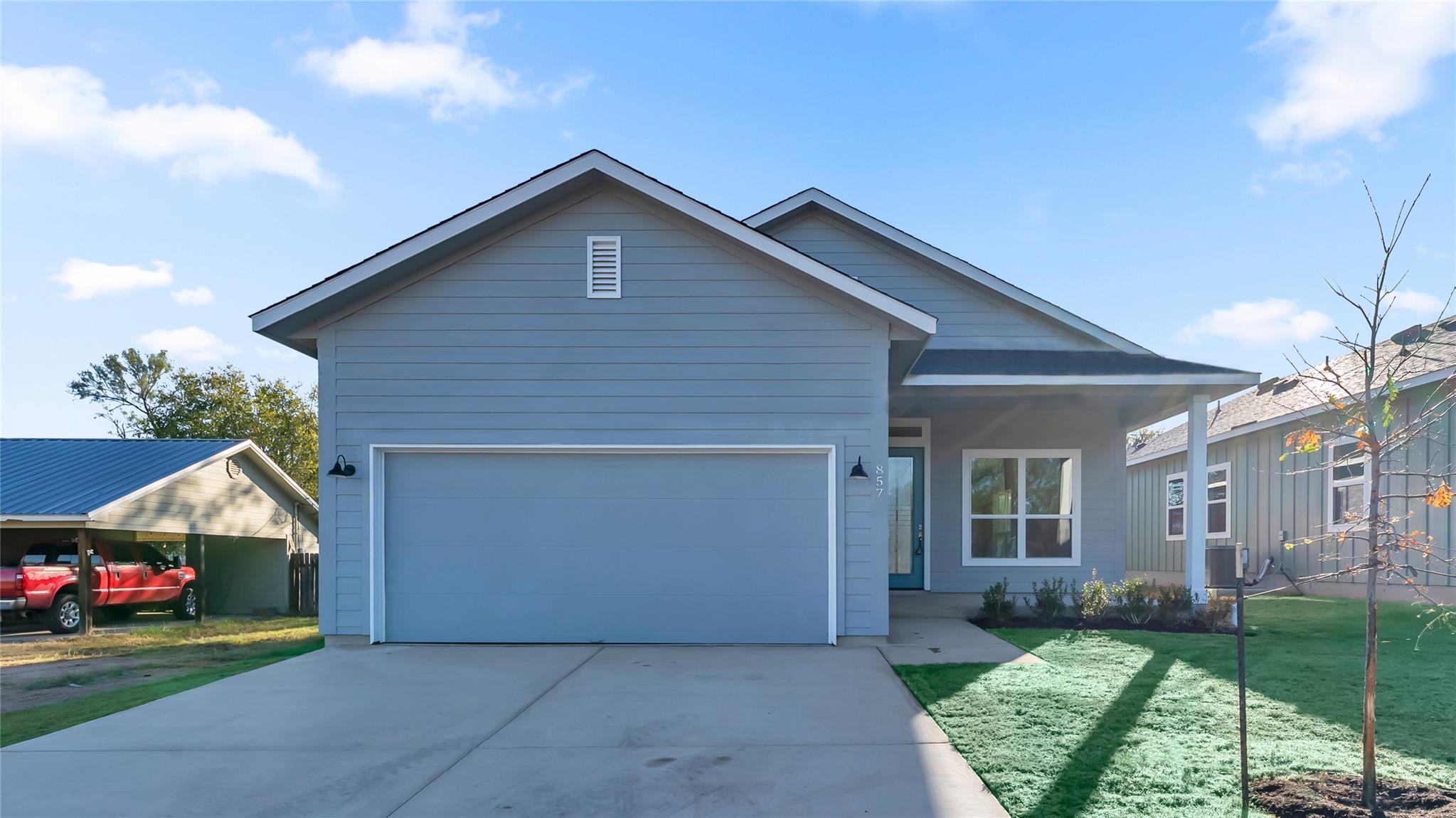 857 Cypress Ln Property Photo 1