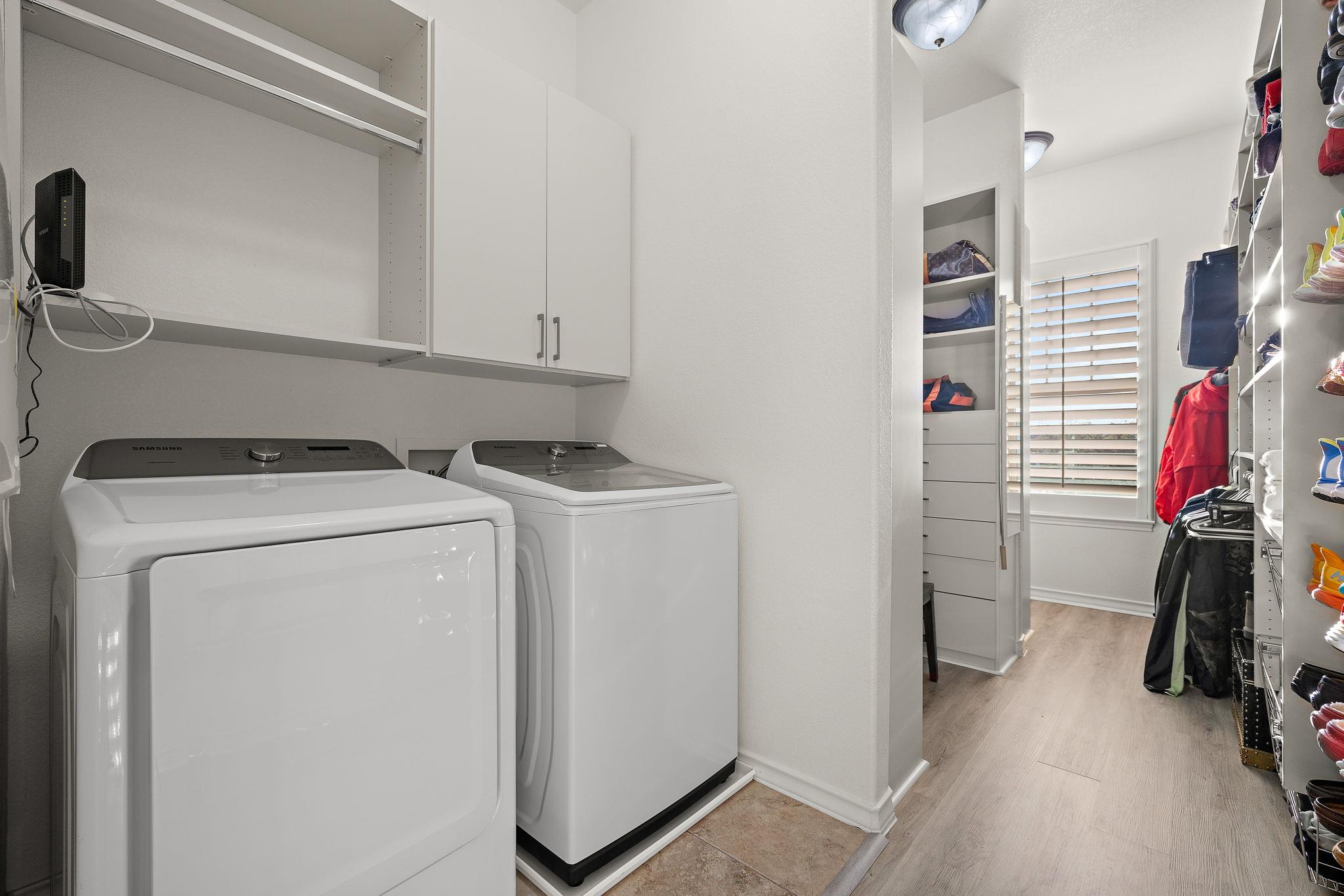 1013 Highknoll Ln Property Photo 20