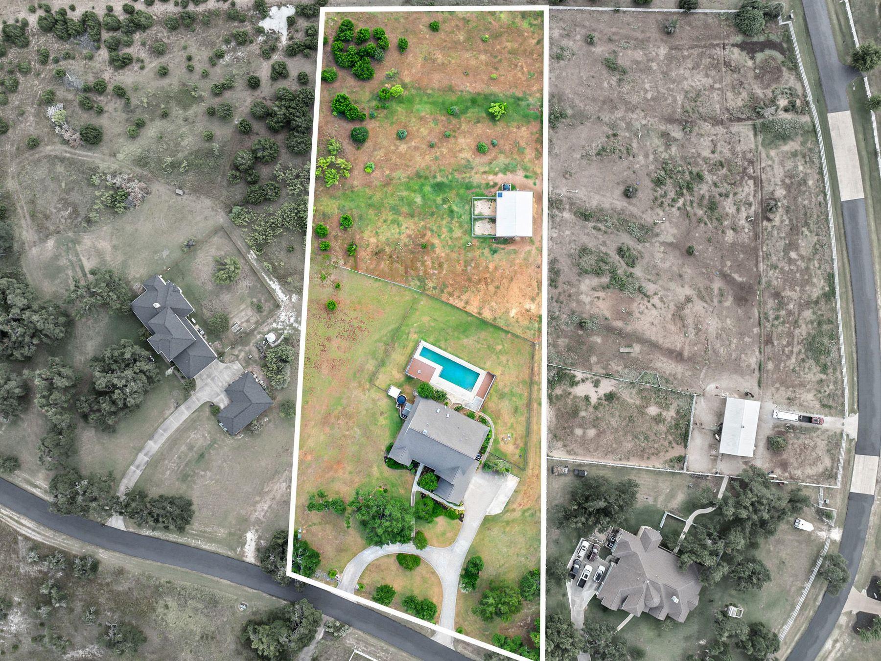 366 Whirlaway Property Photo 5