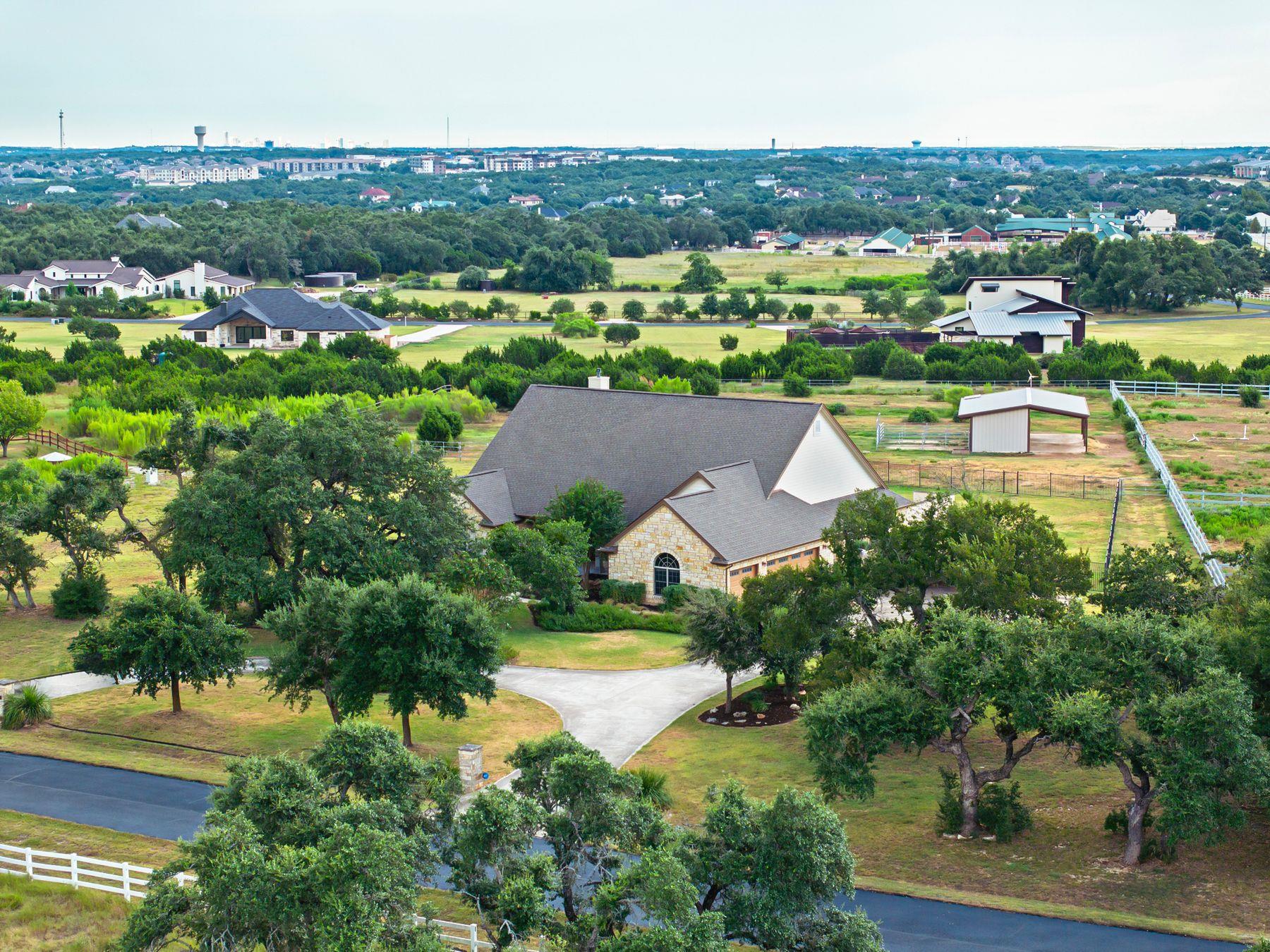 366 Whirlaway Property Photo 38