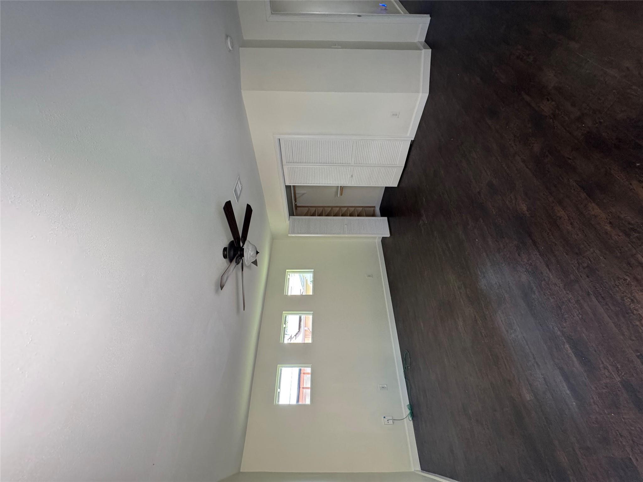 8510 New Hampshire Dr Property Photo 14