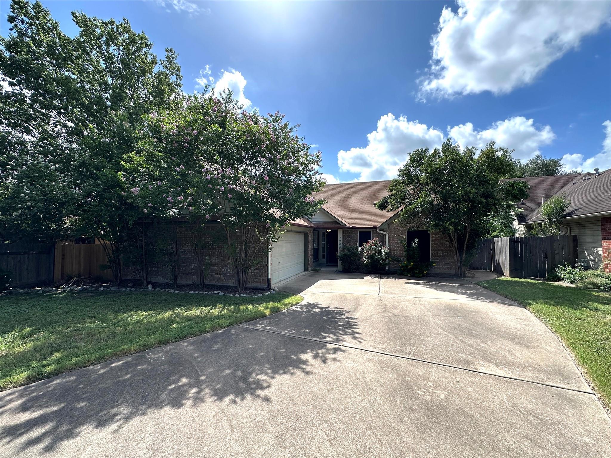 7903 Tiger Eye Cv Property Photo 1
