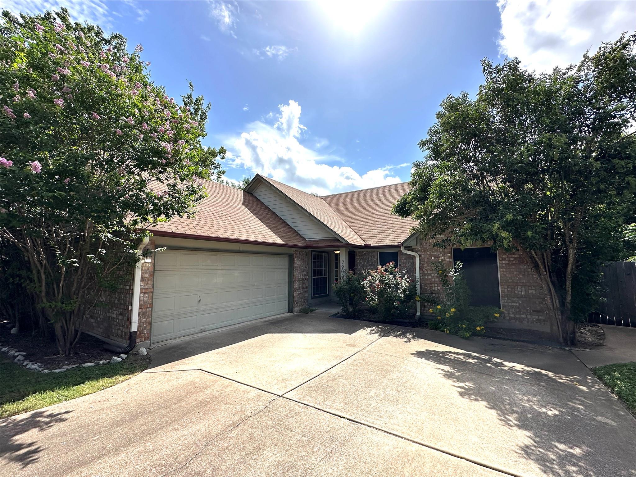 7903 Tiger Eye Cv Property Photo 2