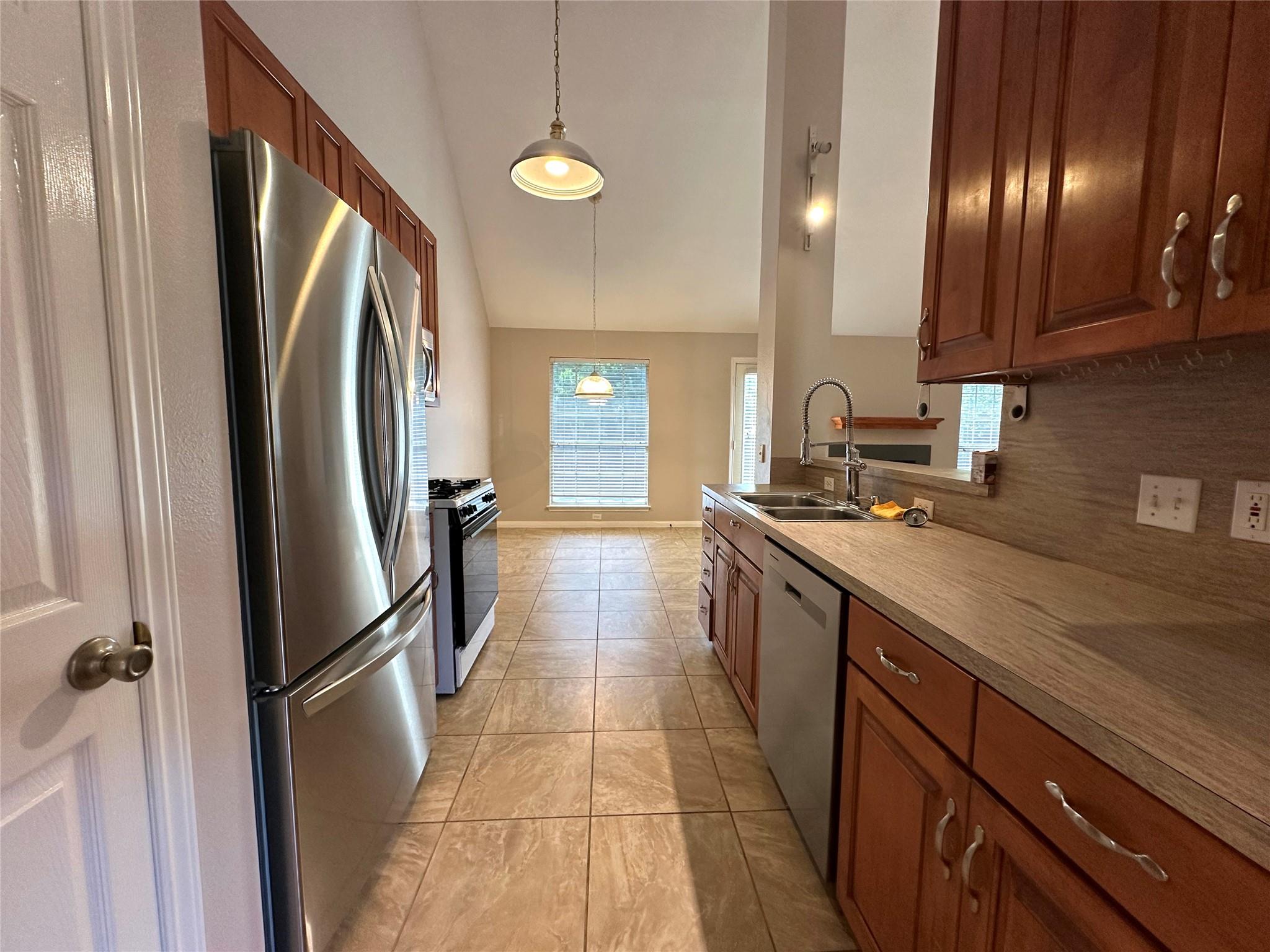 7903 Tiger Eye Cv Property Photo 9