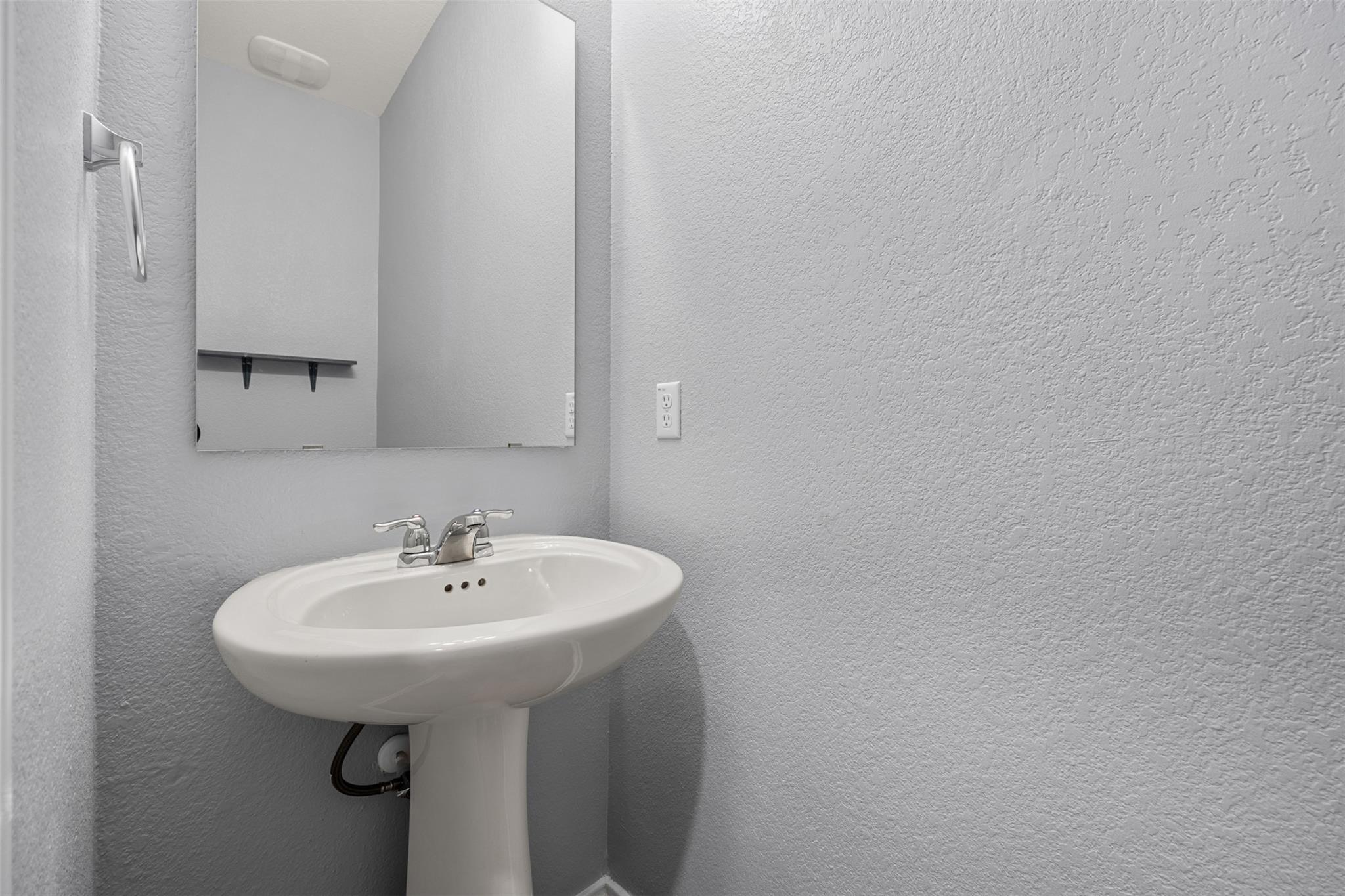 421 Perfect World Loop Property Photo 14