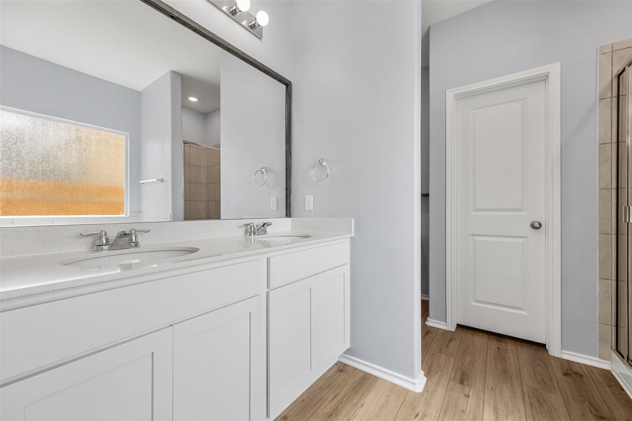 421 Perfect World Loop Property Photo 18