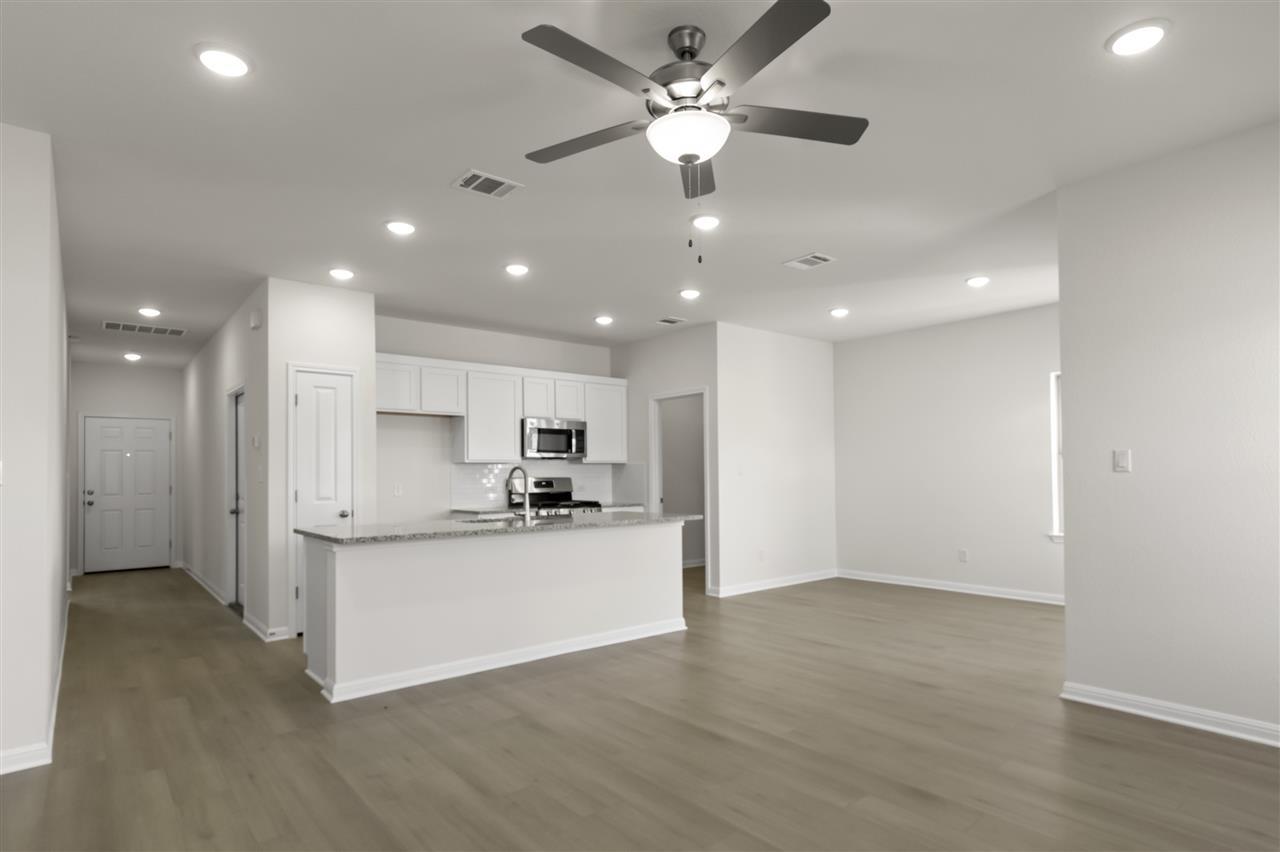 18220 Emu Ln Property Photo 8