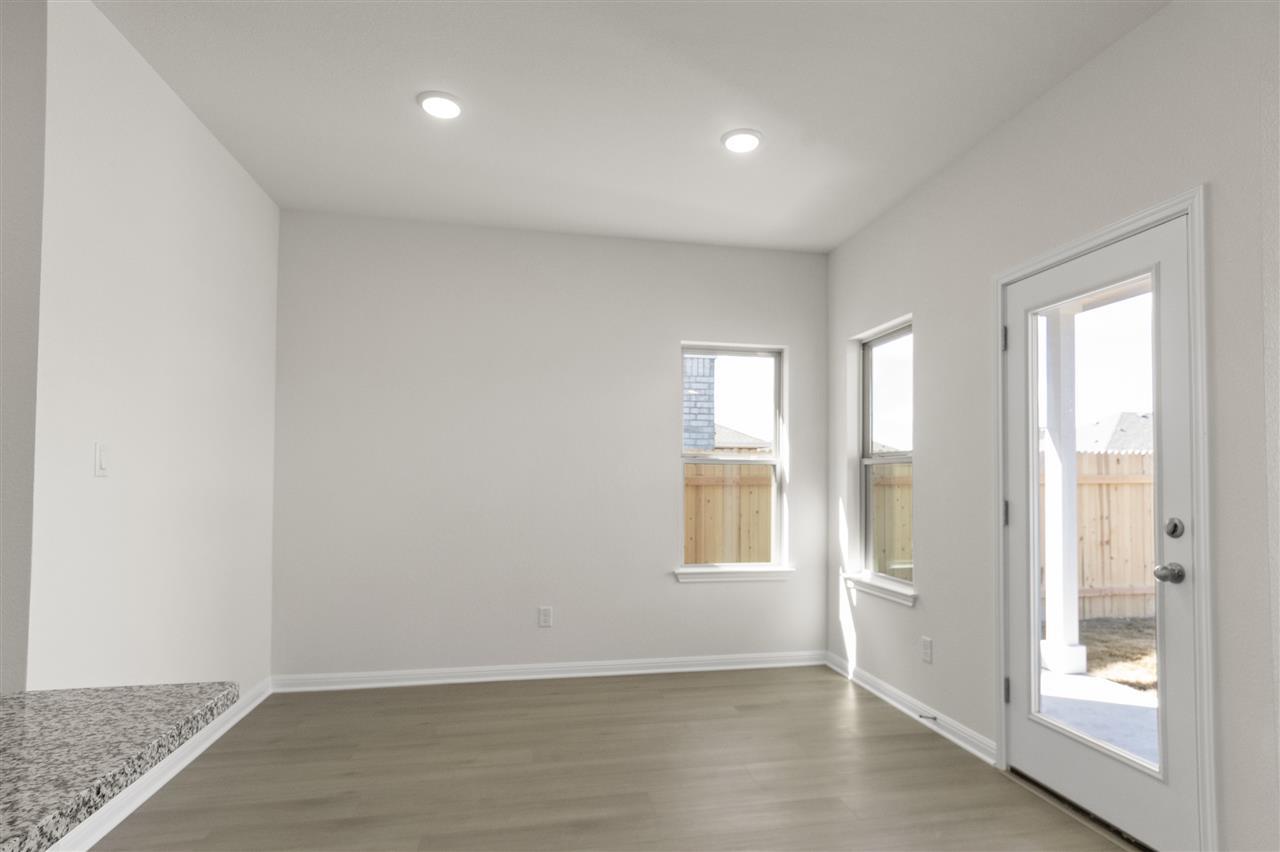 18220 Emu Ln Property Photo 10