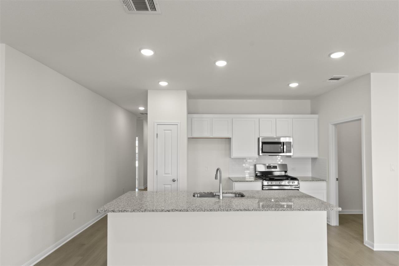 18220 Emu Ln Property Photo 15