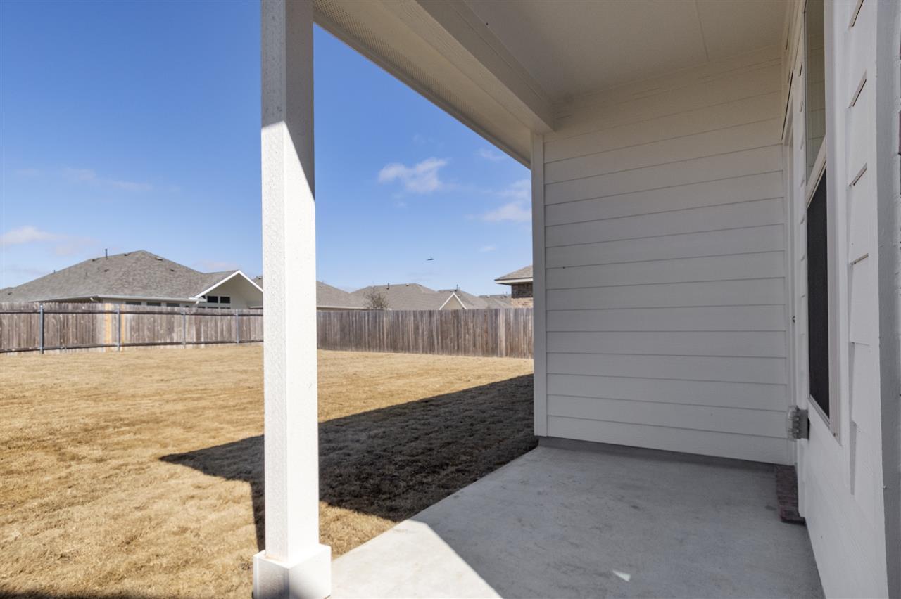 18220 Emu Ln Property Photo 26