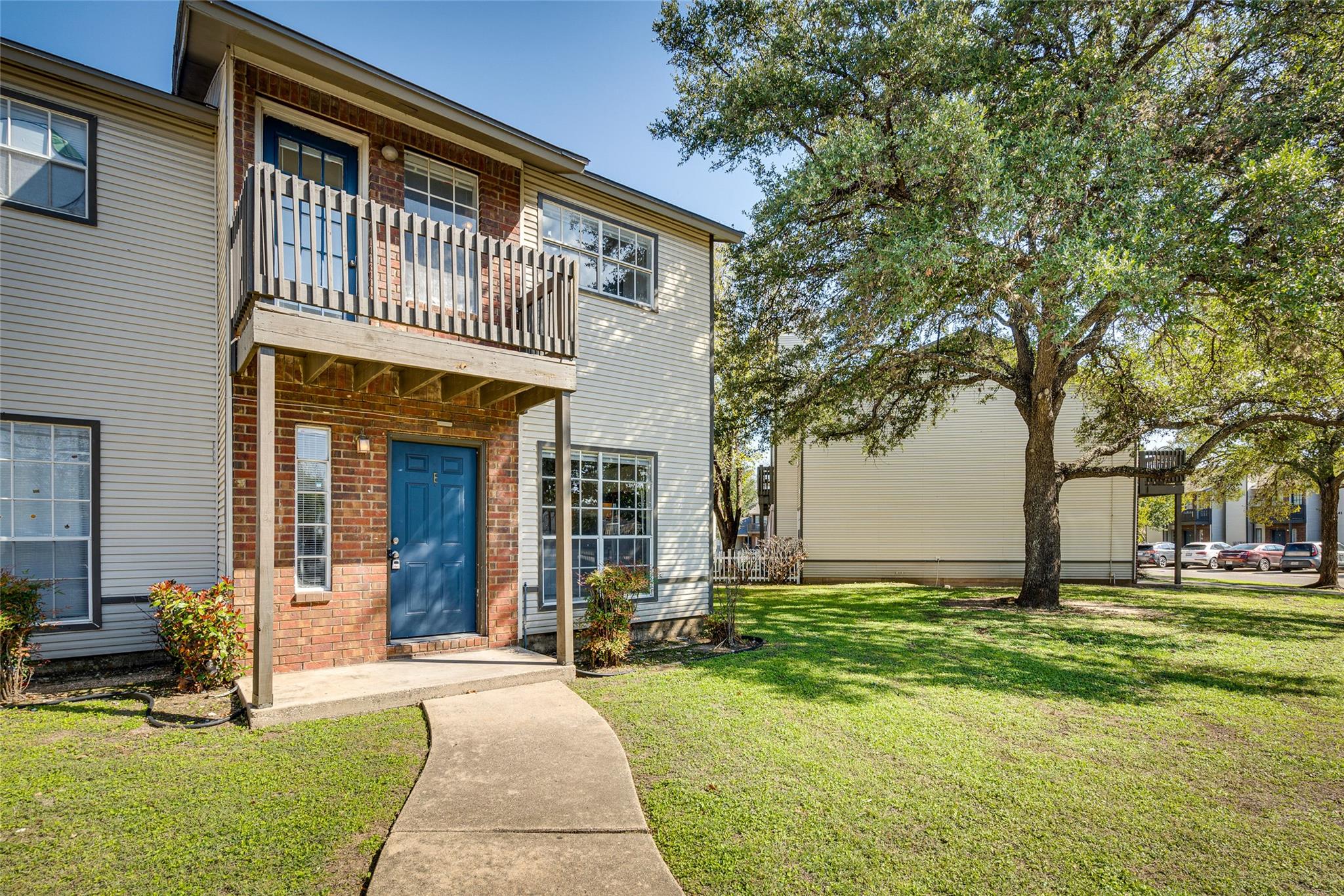 1824 River Crossing Cir D Property Photo 2