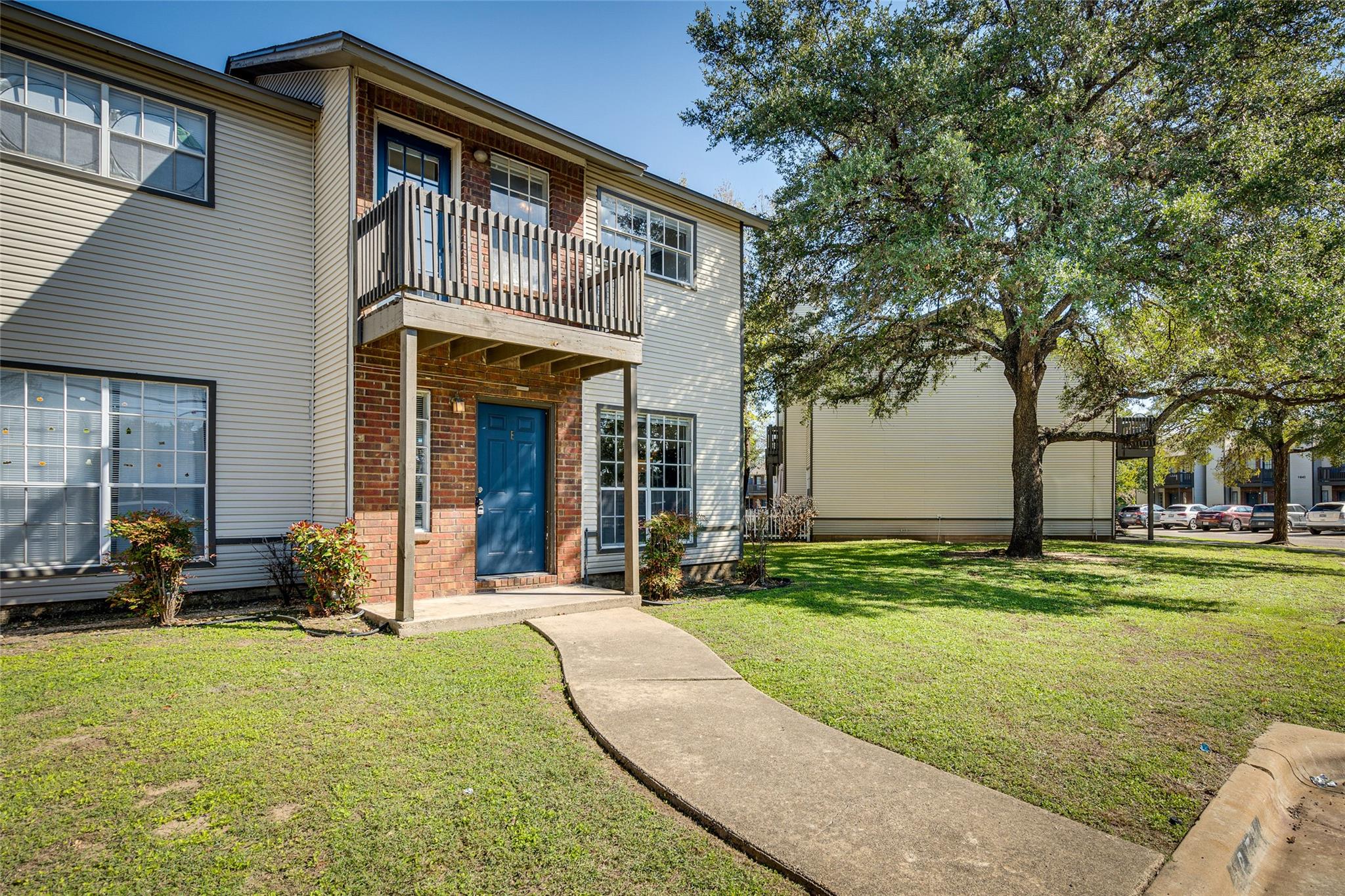 1824 River Crossing Cir D Property Photo 3