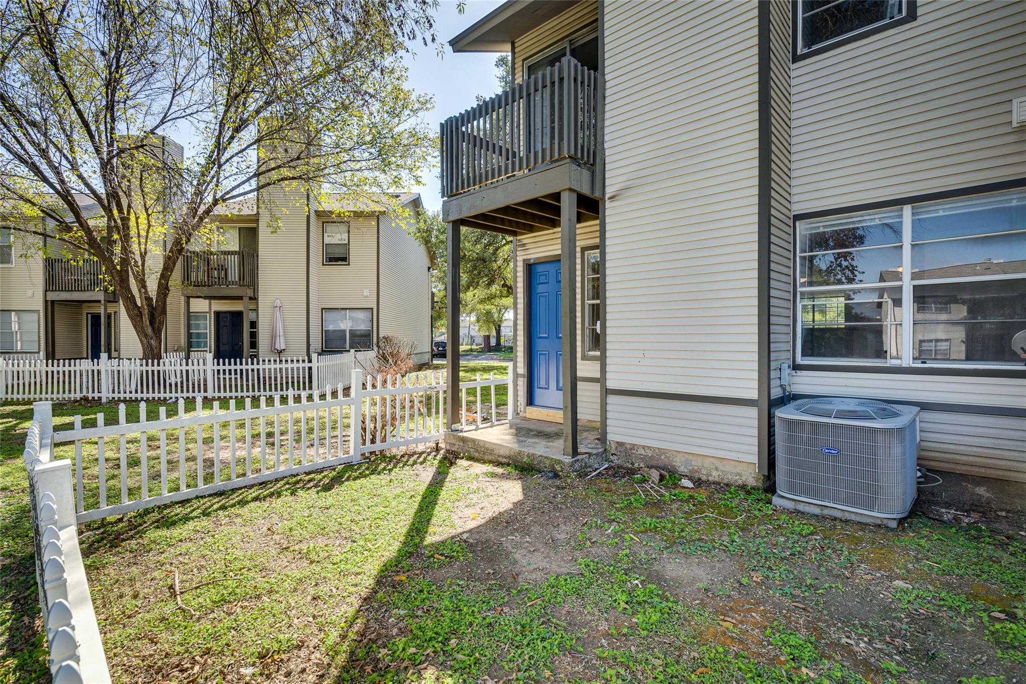 1824 River Crossing Cir D Property Photo 6