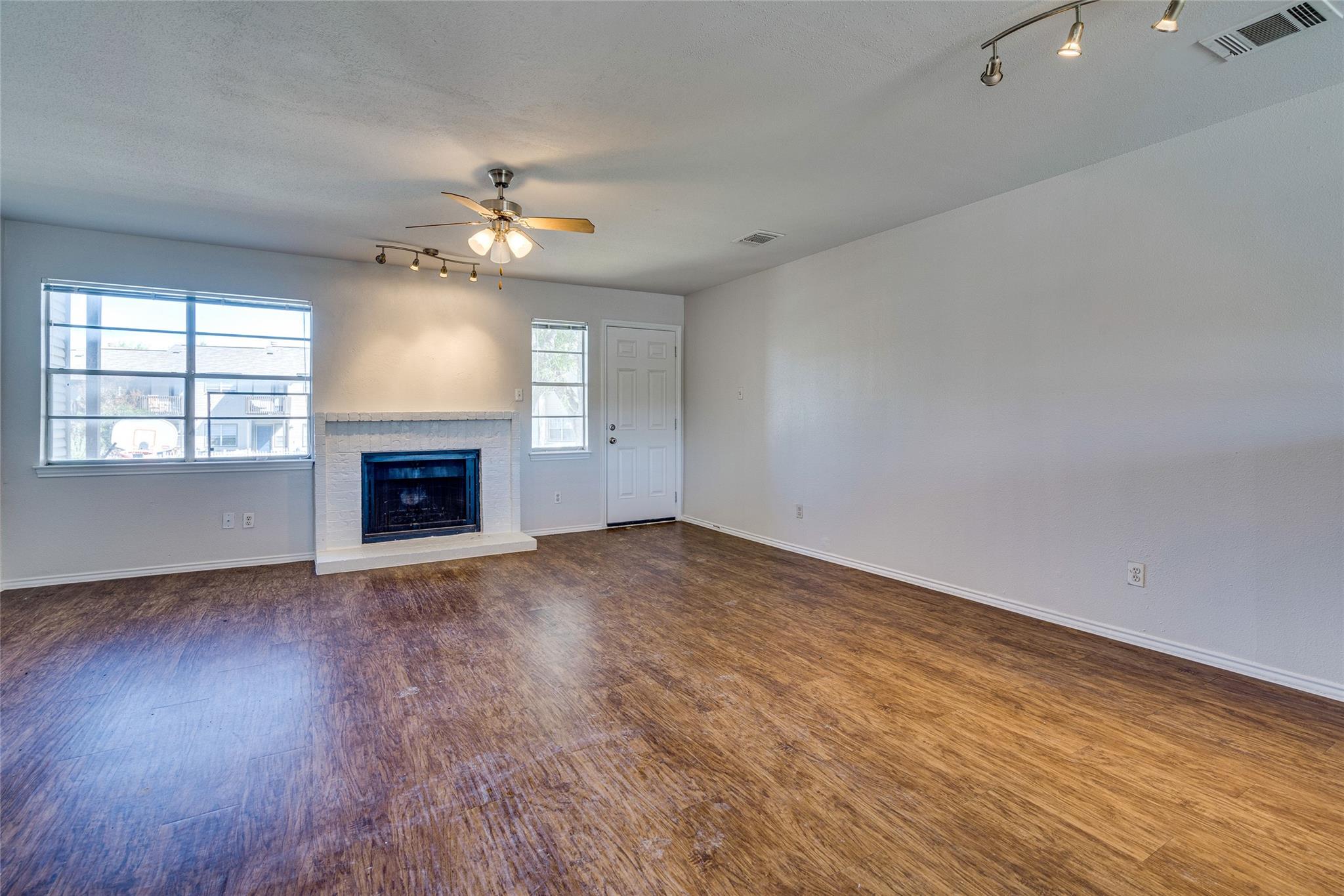 1824 River Crossing Cir D Property Photo 14