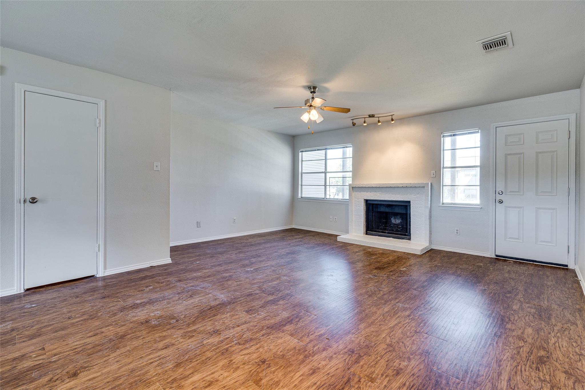 1824 River Crossing Cir D Property Photo 15