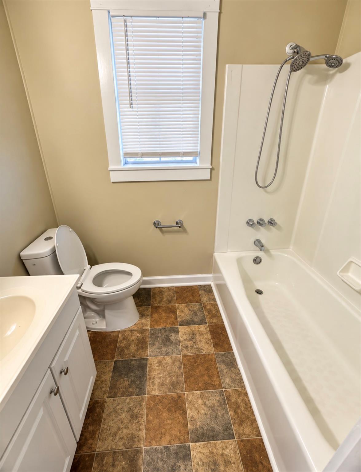 302 S Burleson St Property Photo 14