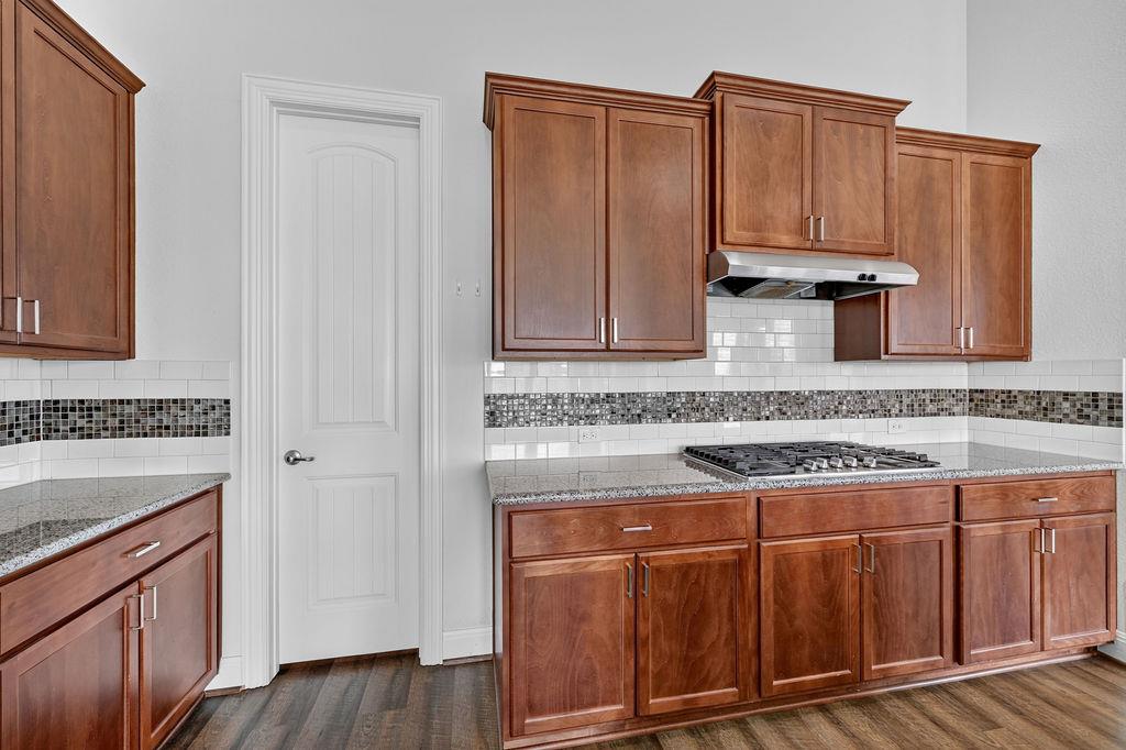 4117 Brean Down Rd Property Photo 15