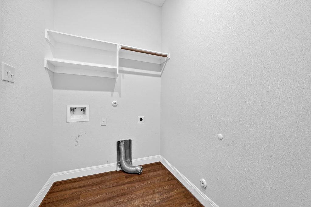 4117 Brean Down Rd Property Photo 22