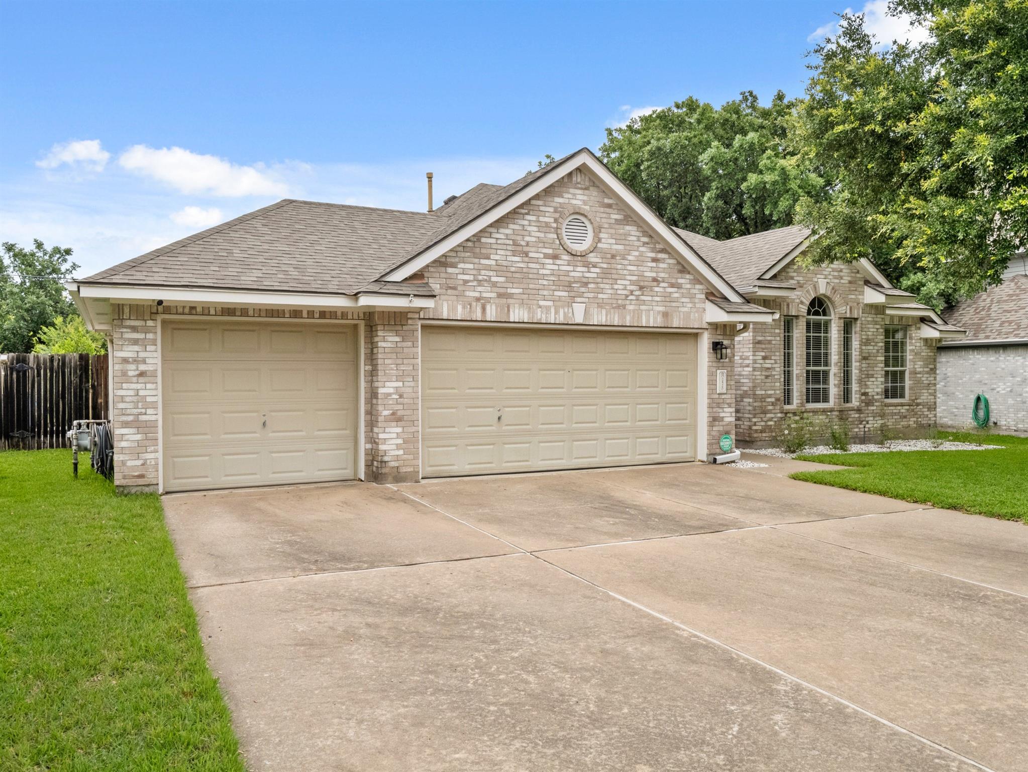 2520 Butler National Dr Property Photo 3
