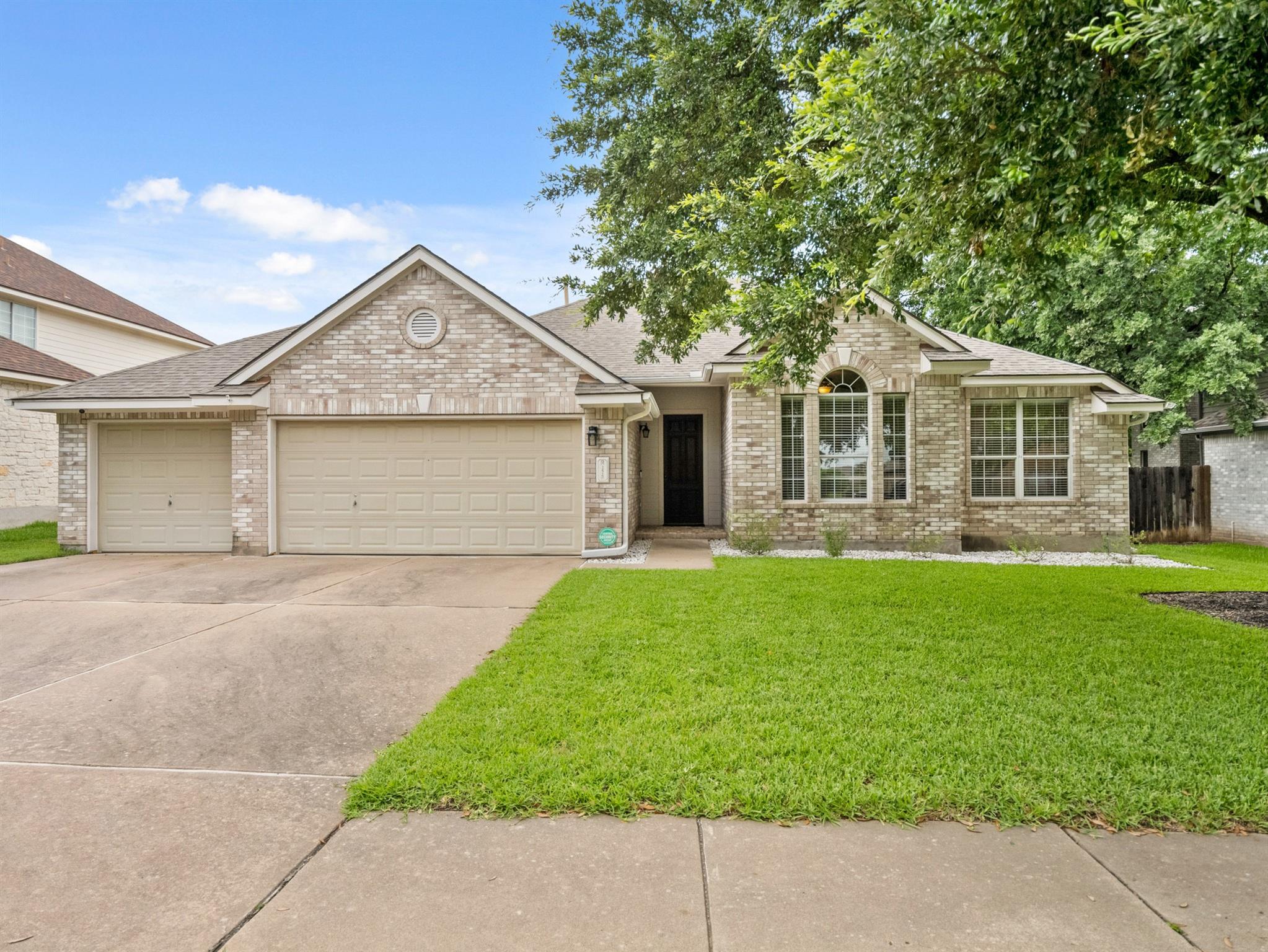 2520 Butler National Dr Property Photo 4