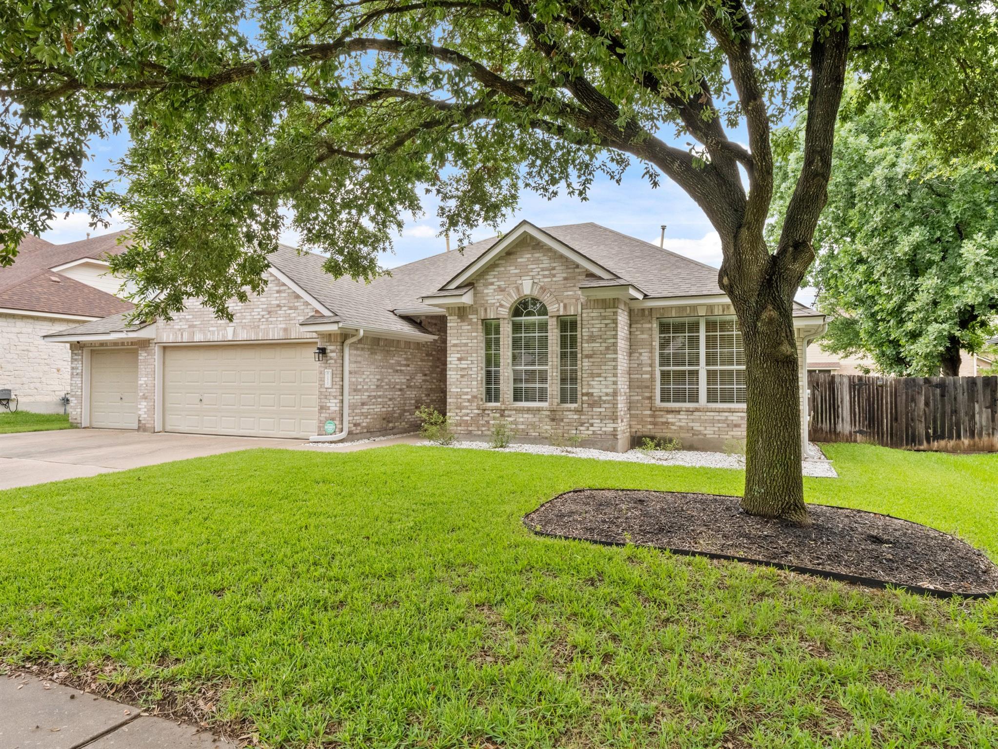 2520 Butler National Dr Property Photo 5