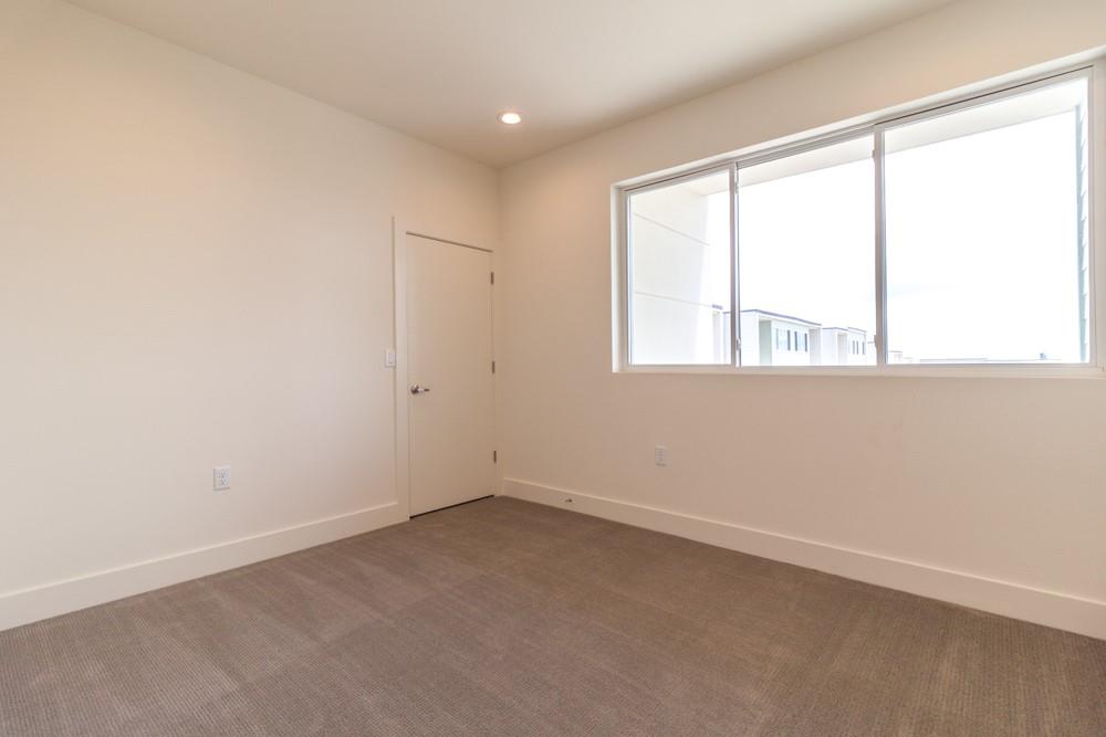 604 N Bluff Dr #245 Property Photo 15