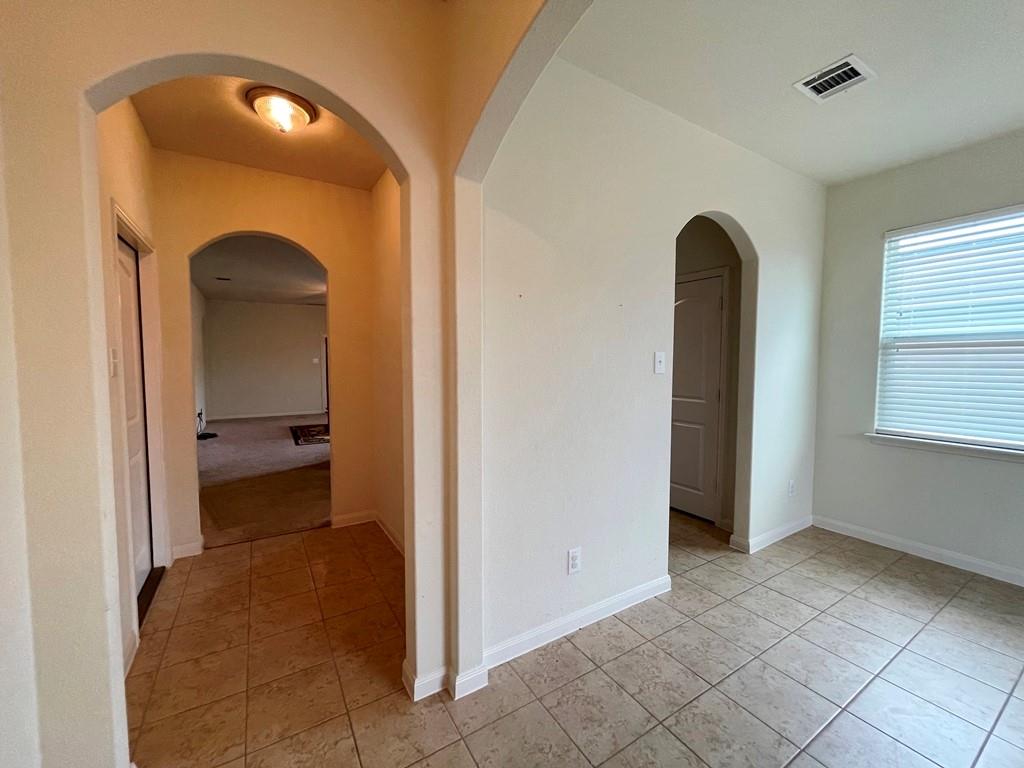 408 Farmer Ln Property Photo 5