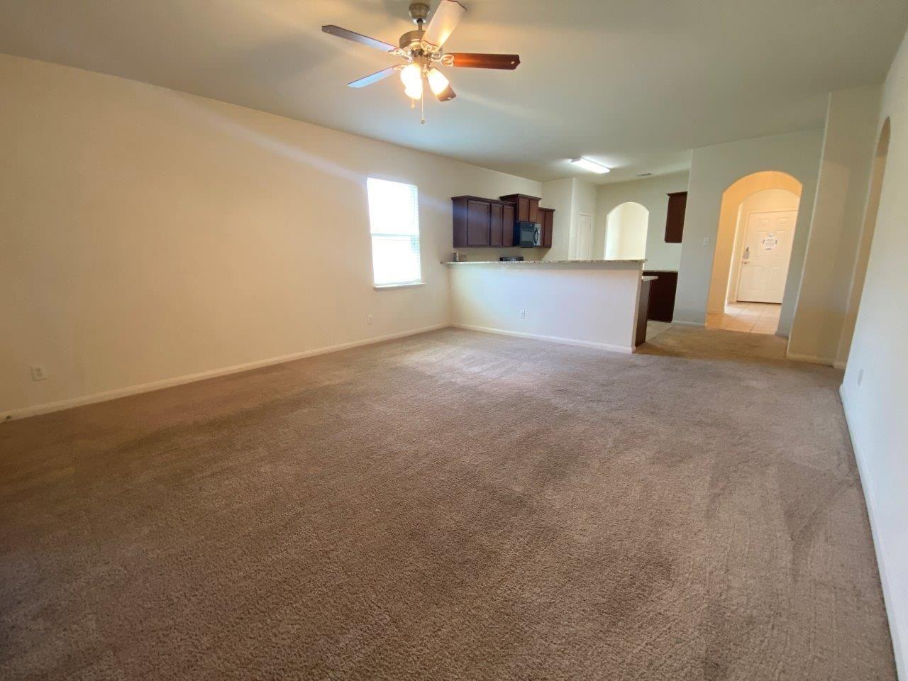 408 Farmer Ln Property Photo 9