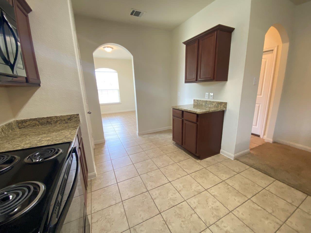 408 Farmer Ln Property Photo 14