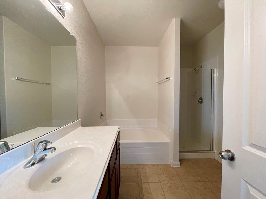 408 Farmer Ln Property Photo 18