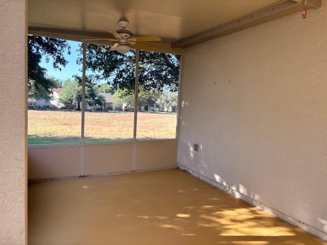318 Crockett Loop Property Photo 12