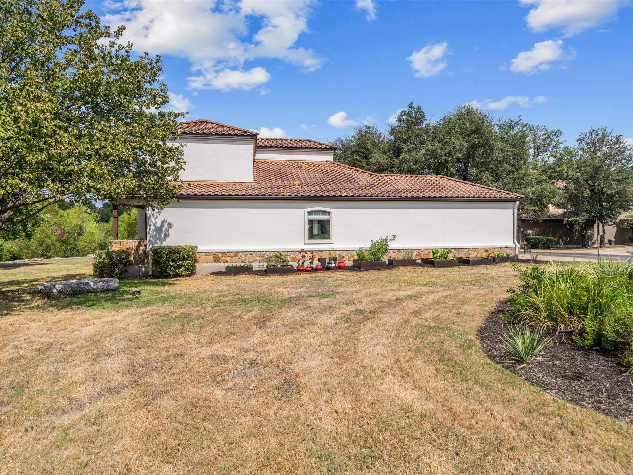 17 Chandon Ln Property Photo 25