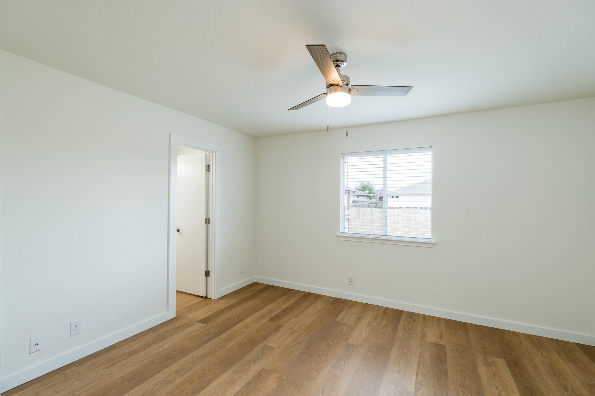 500 Mitchell Dr Property Photo 8