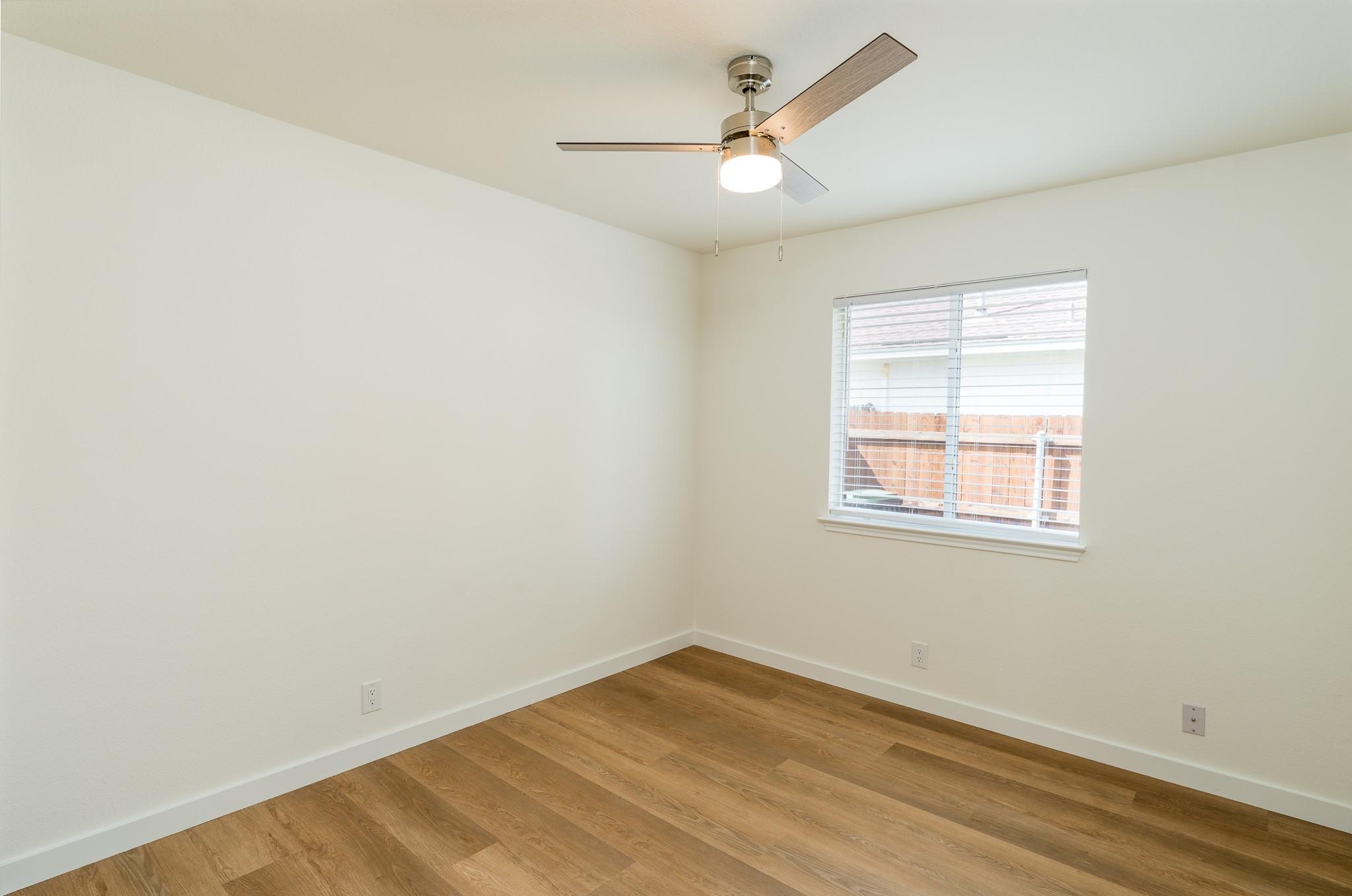 500 Mitchell Dr Property Photo 12