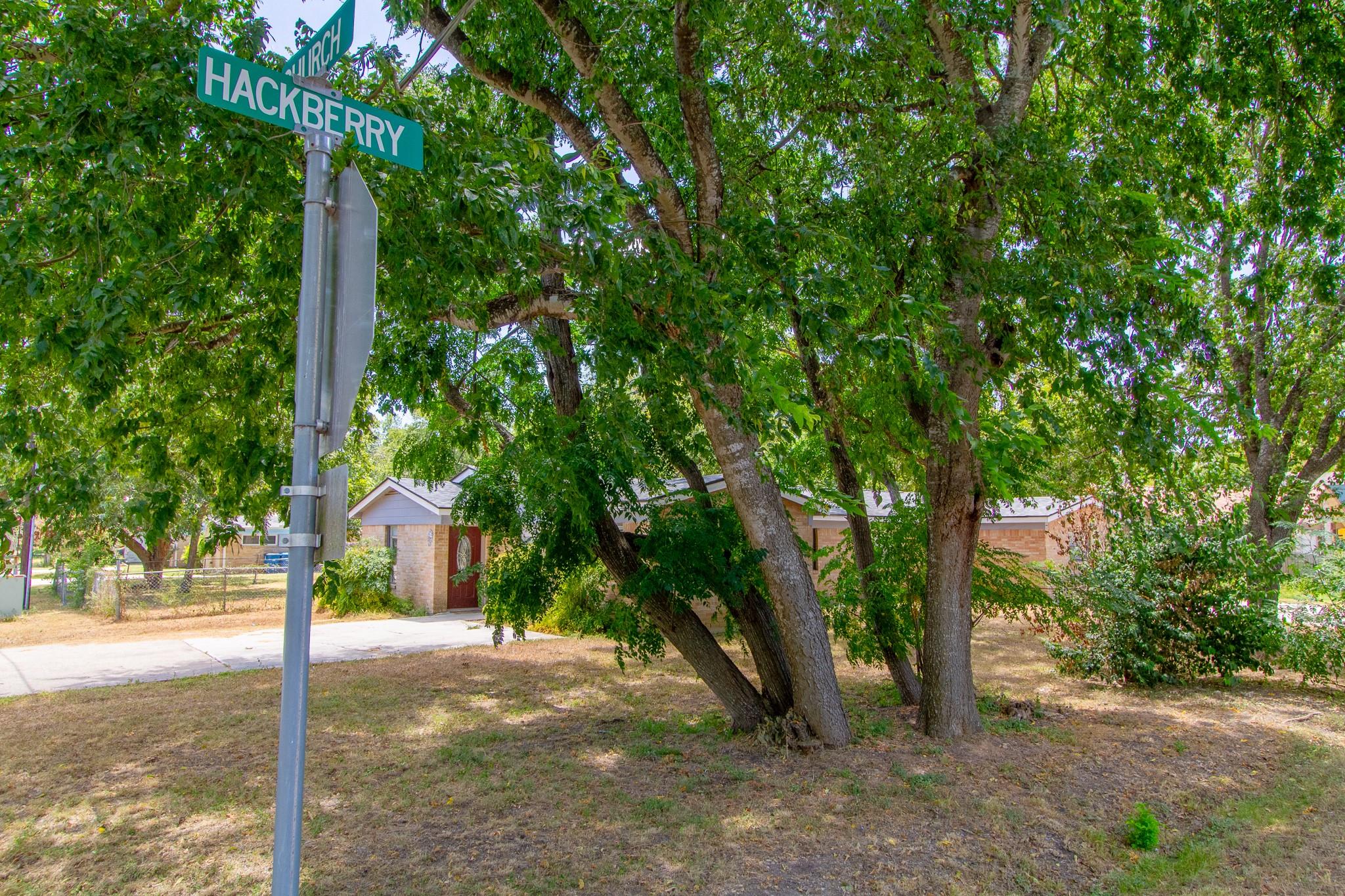 208 Hackberry St Property Photo 19