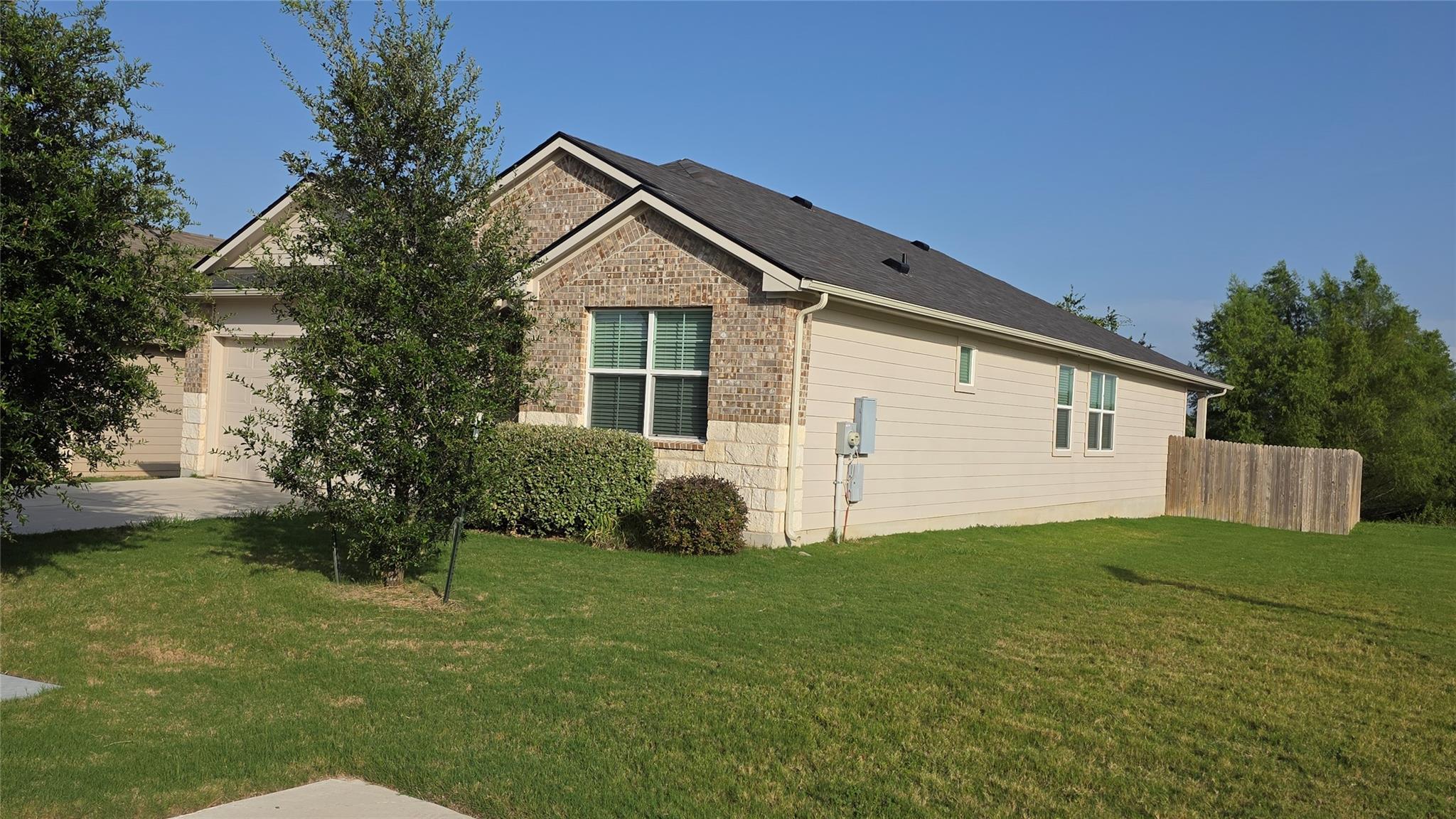 6509 Kildare Dr Property Photo 2