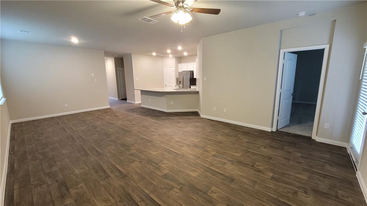 6509 Kildare Dr Property Photo 3