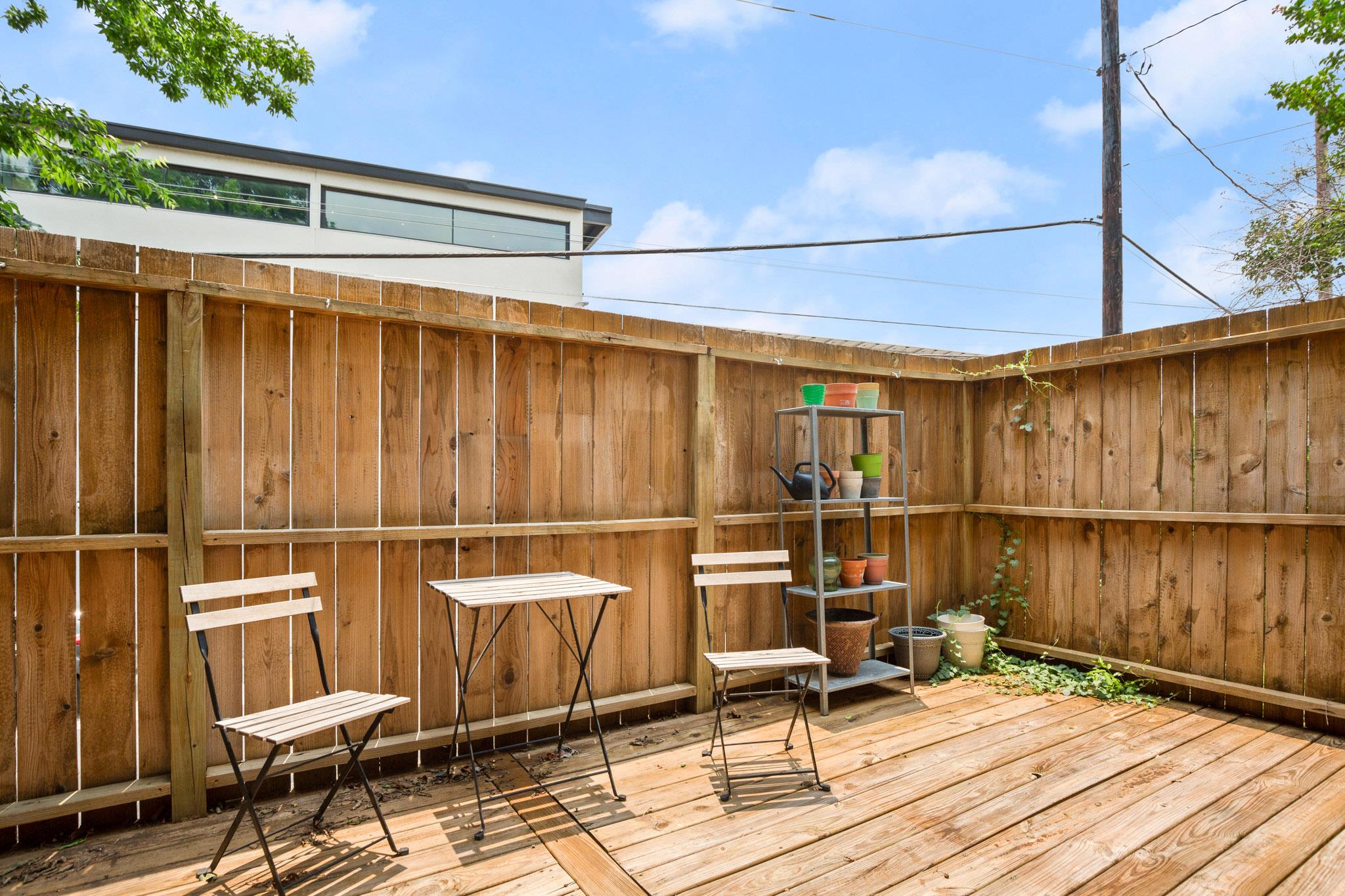 2111 E 8th St Property Photo 35