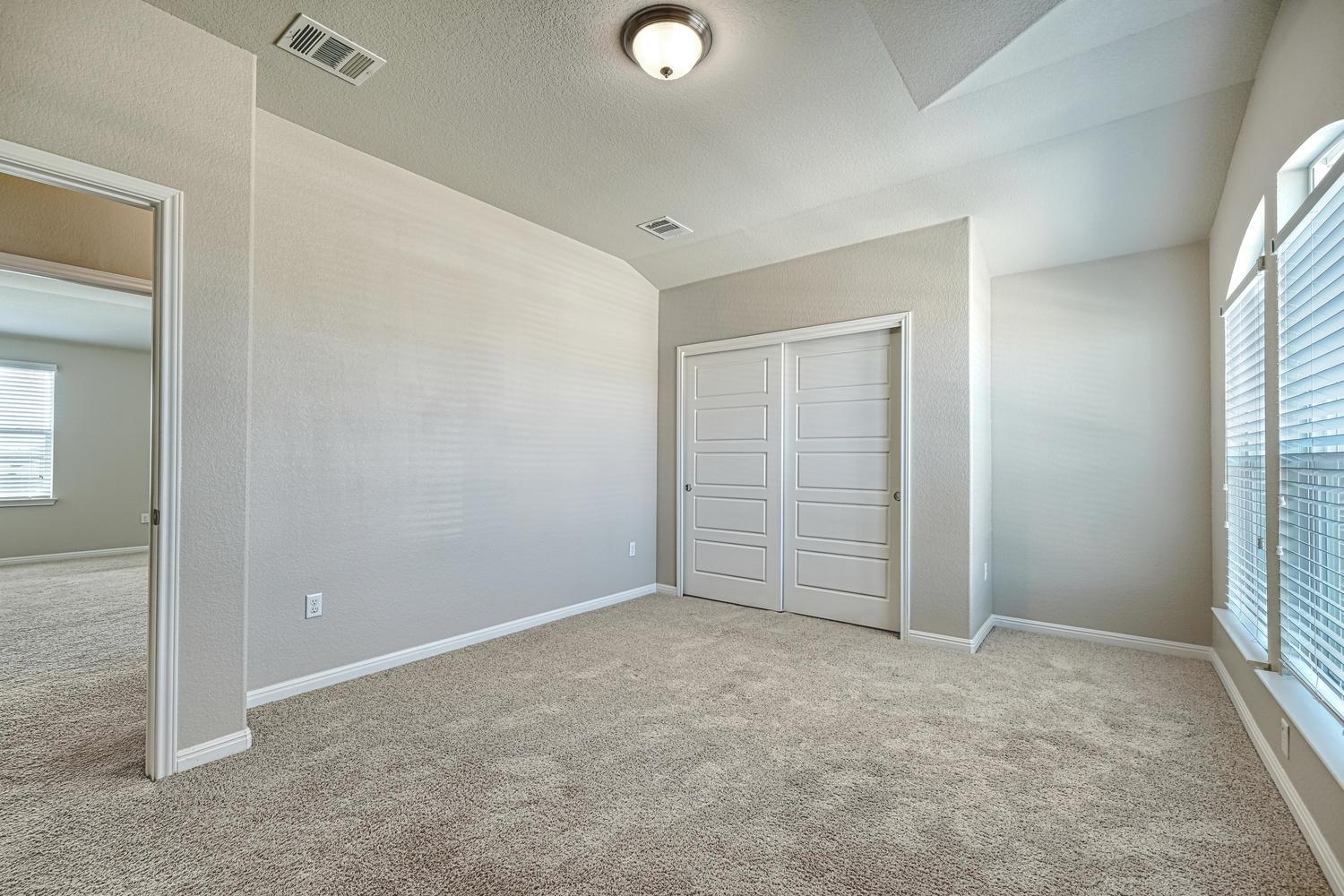 100 Northern Flicker St Property Photo 15