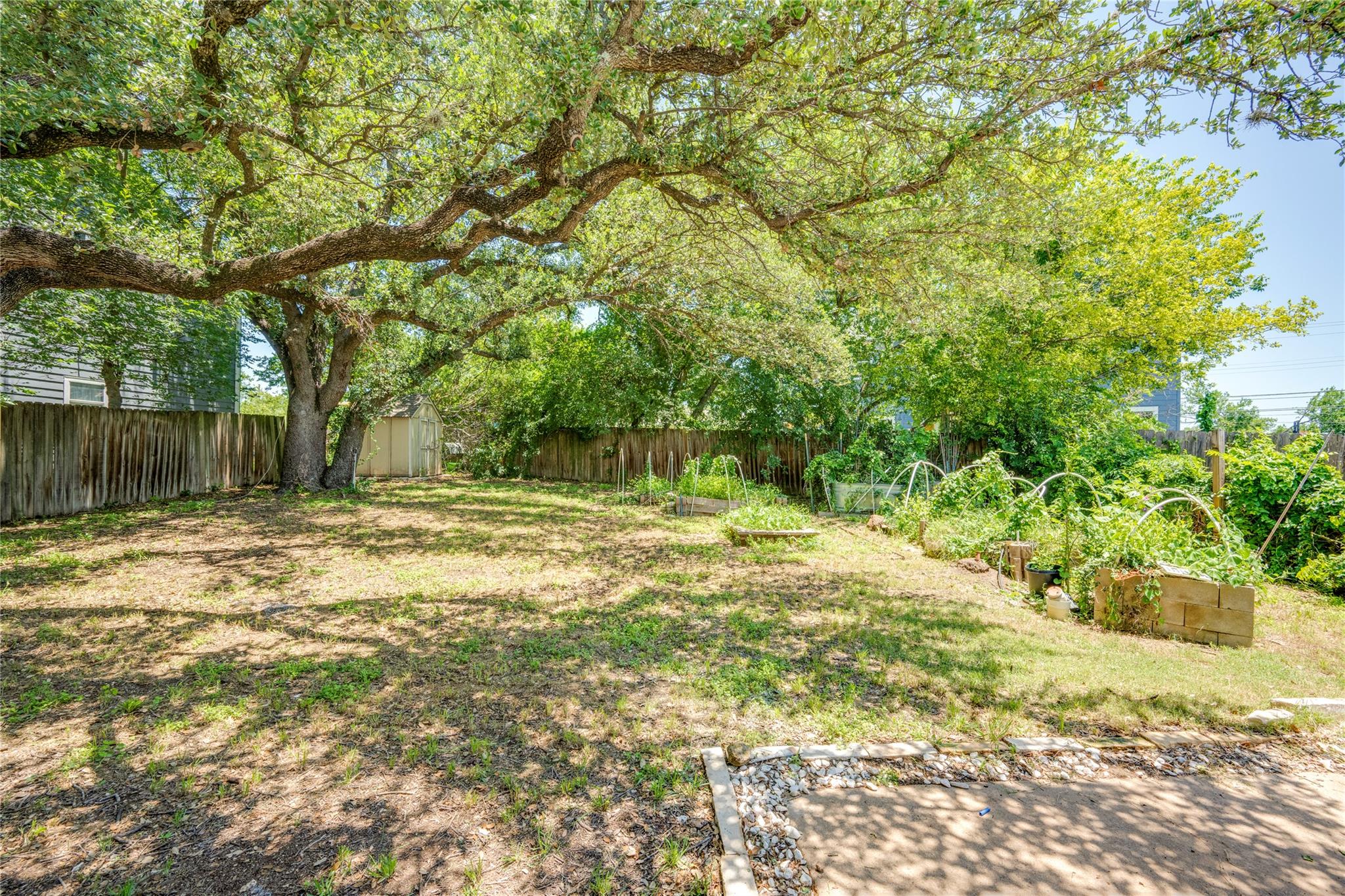 1707 Overhill Dr Property Photo 32