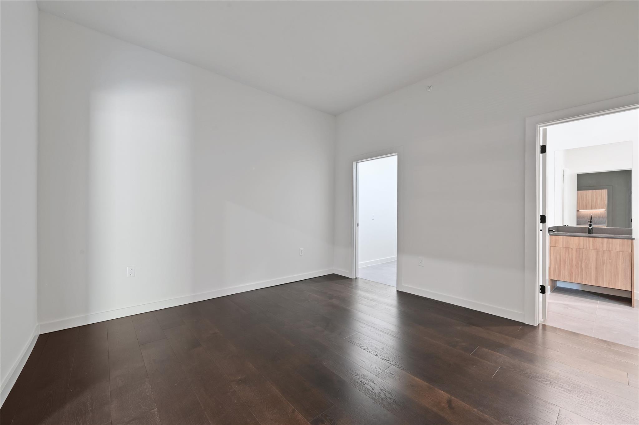 2209 S 1st St #107 Property Photo 16