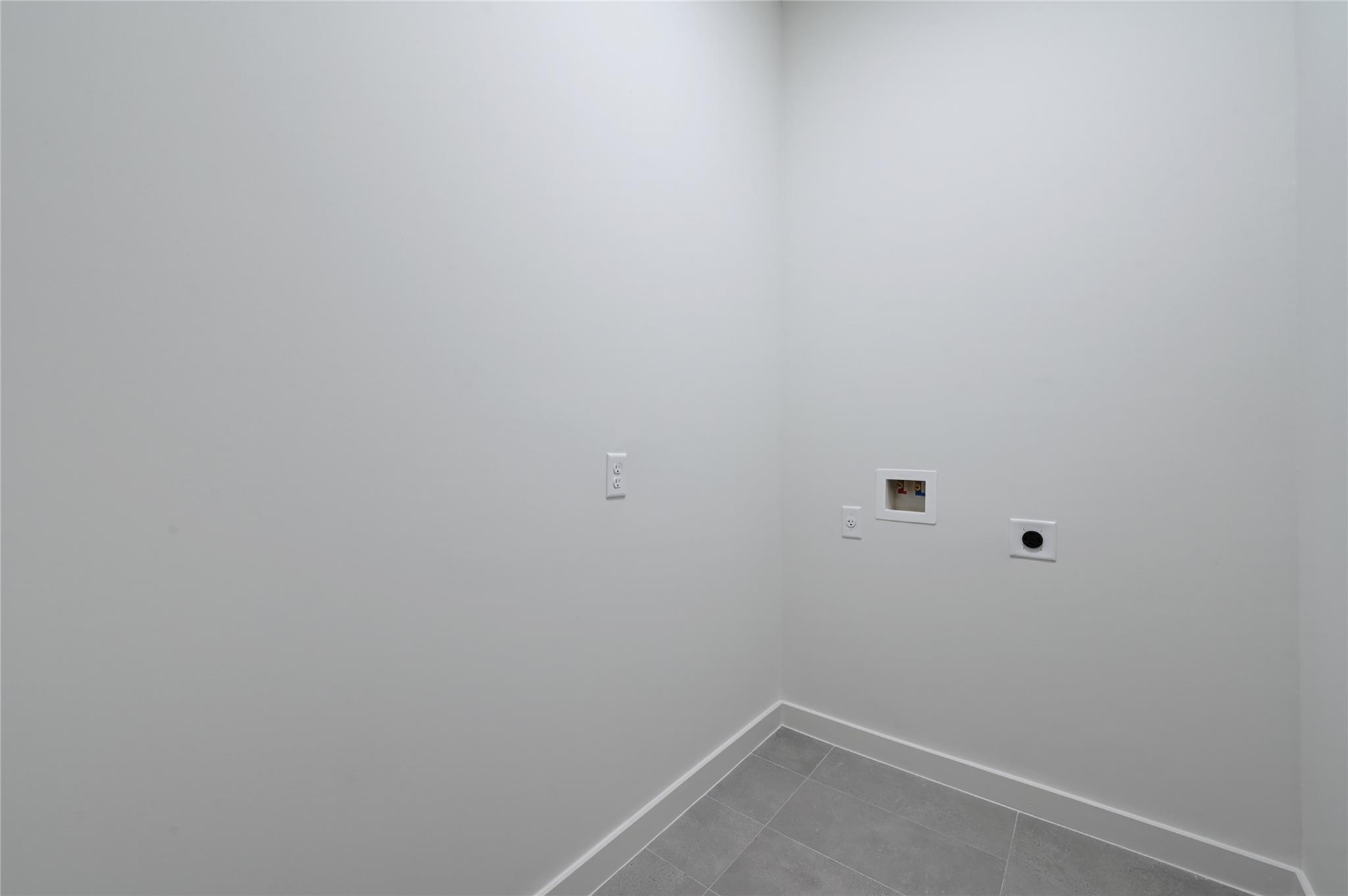 2209 S 1st St #107 Property Photo 23